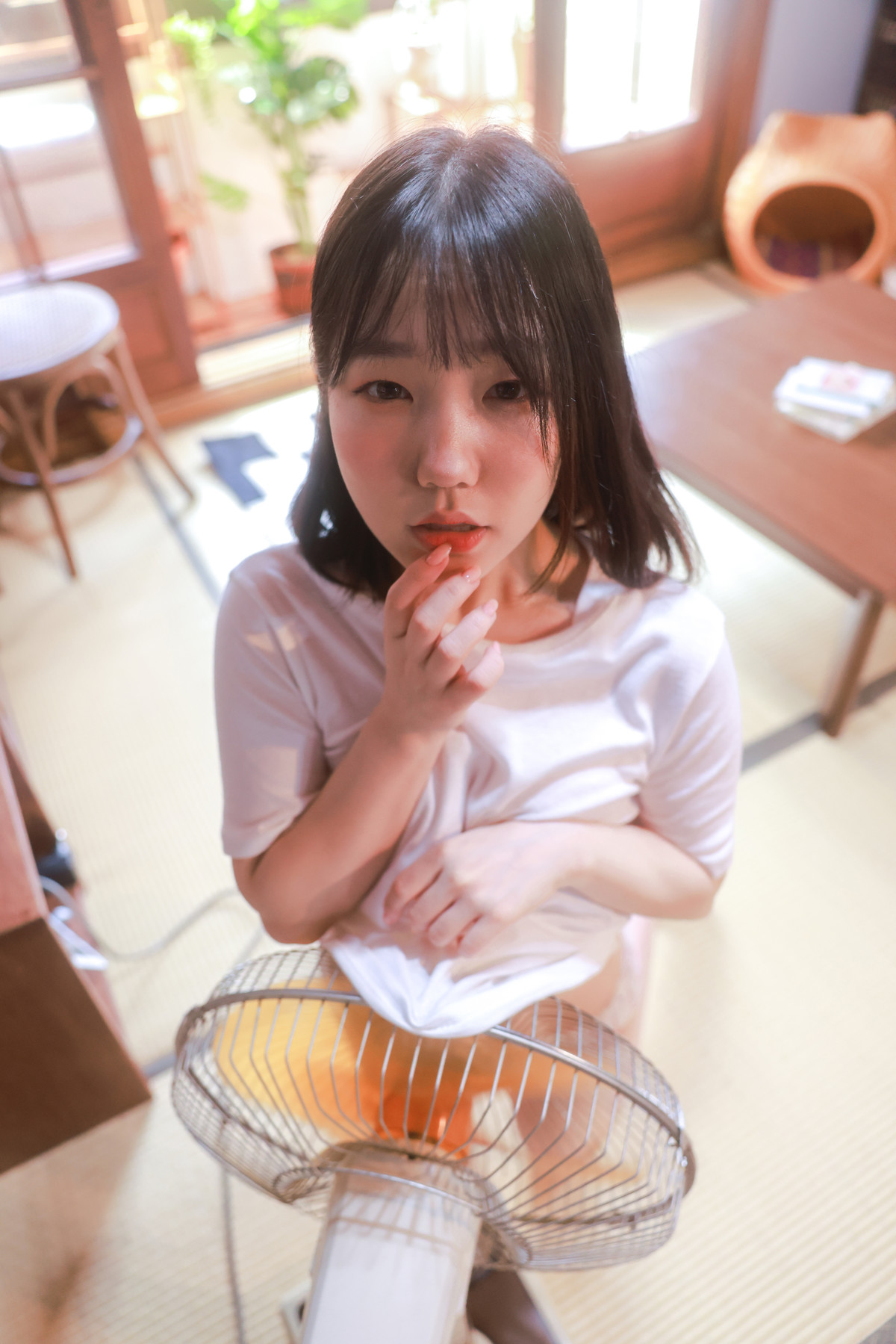 Han Yeri 한예리, [SWEETBOX] The End of Summer Set.04の写真 6