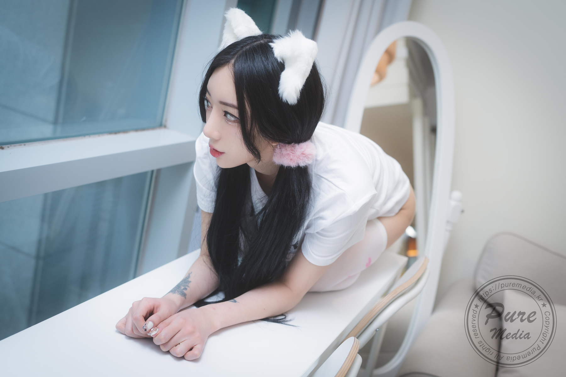 Jia 지아, [PURE MEDIA] Naked cat on the sofa Set.01