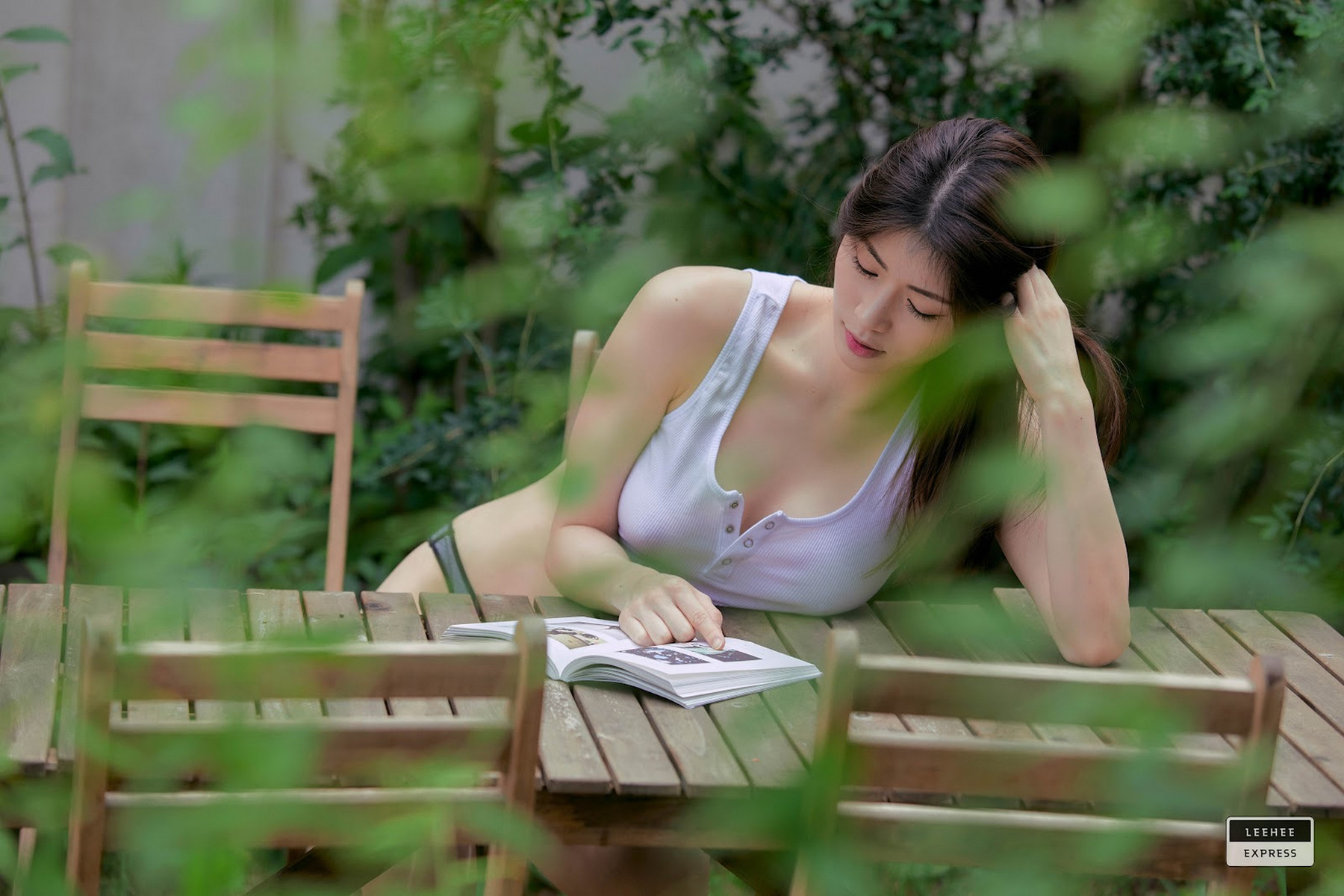 Min.E 민이, [LEEHEE EXPRESS] LEHF-038A+B Set.01の写真 10