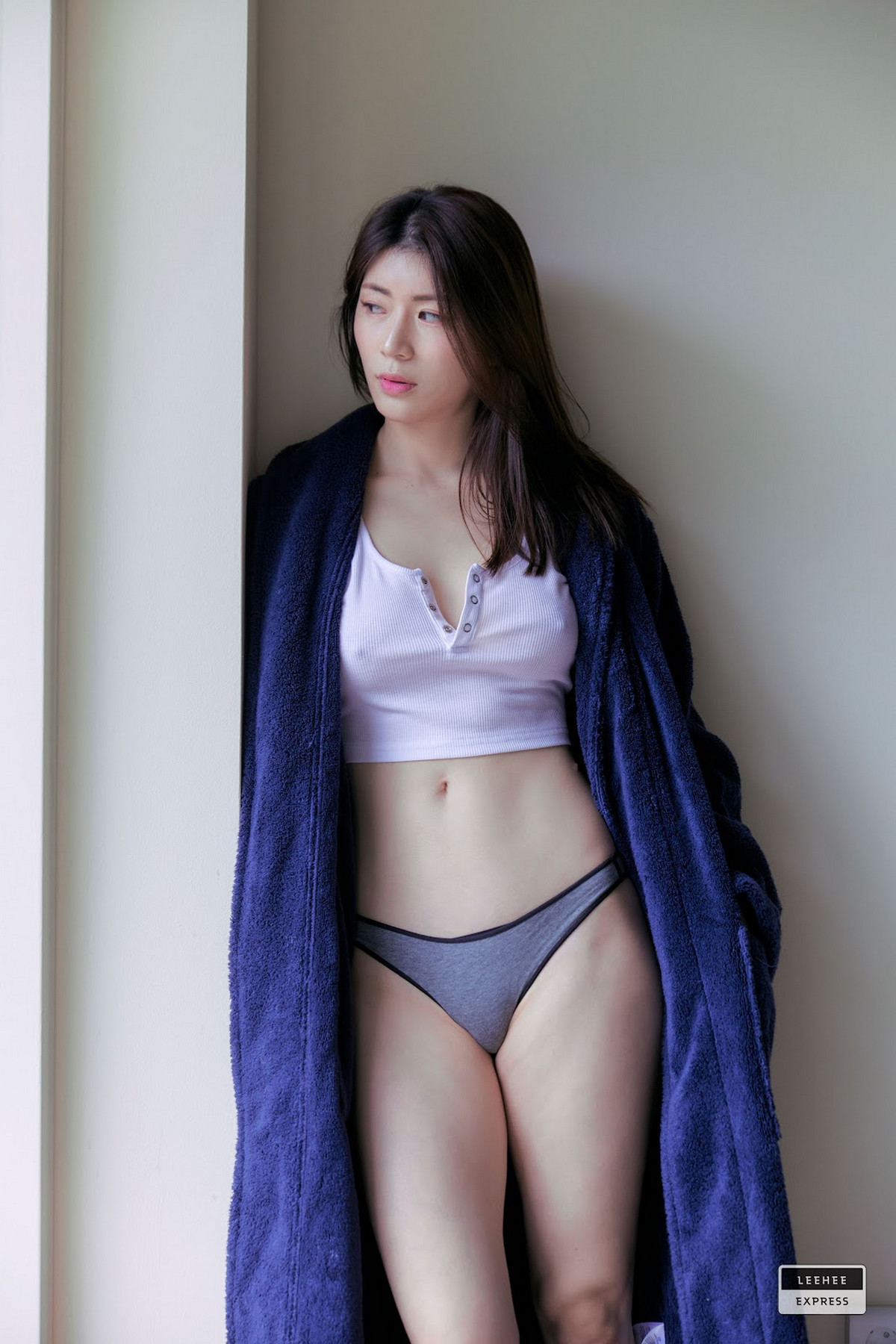 Min.E 민이, [LEEHEE EXPRESS] LEHF-038A+B Set.01の写真 33