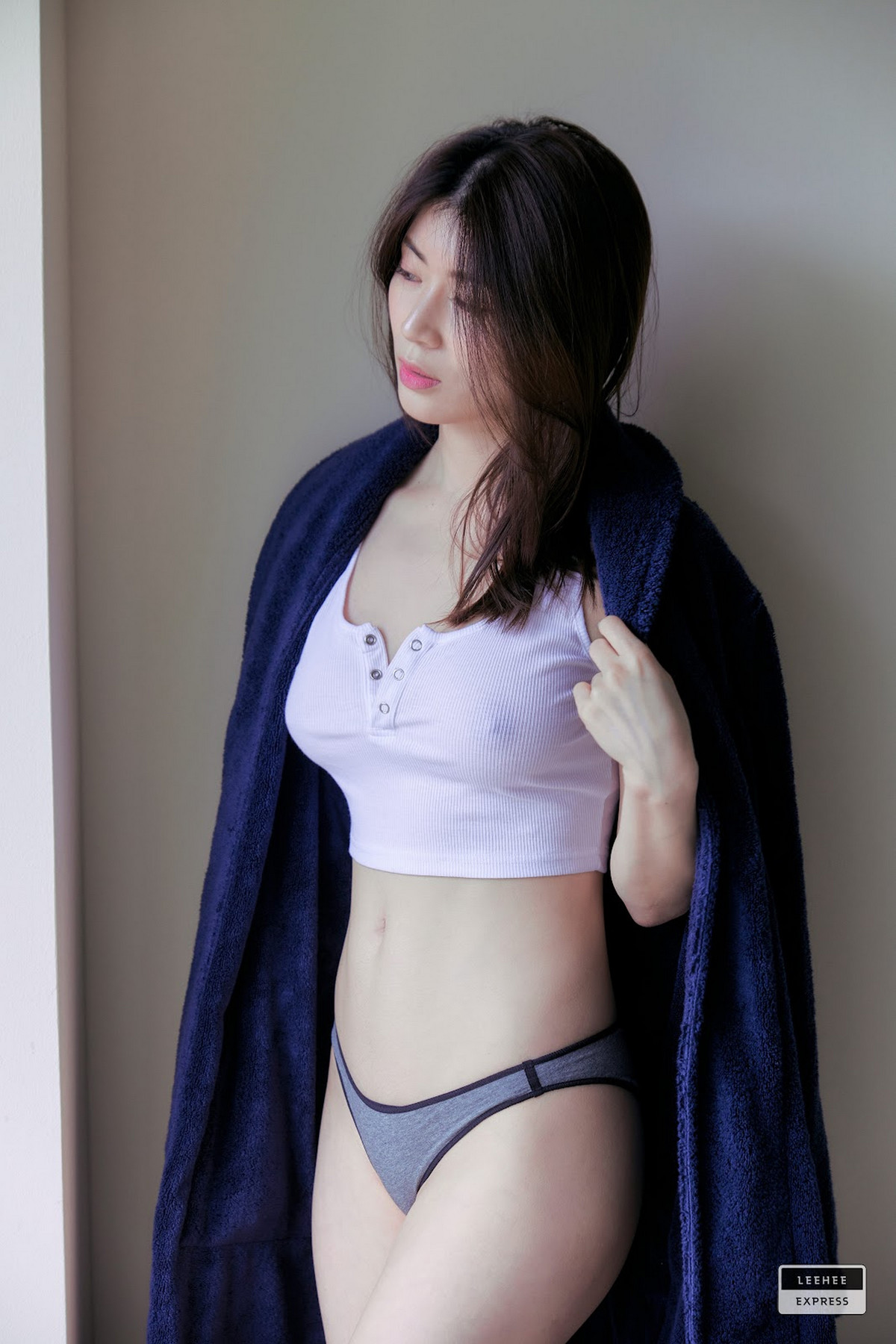 Min.E 민이, [LEEHEE EXPRESS] LEHF-038A+B Set.01の写真 34