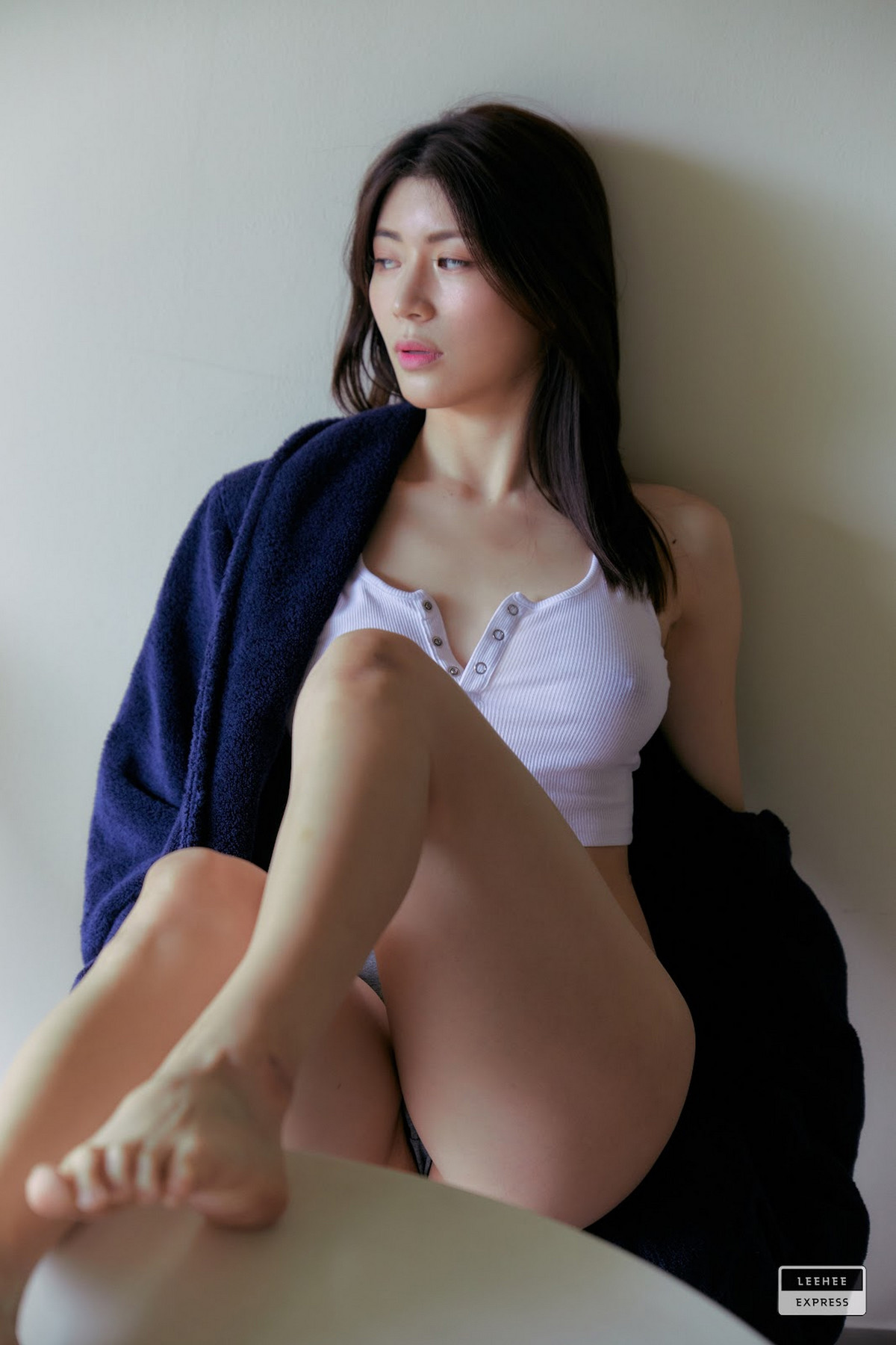 Min.E 민이, [LEEHEE EXPRESS] LEHF-038A+B Set.01の写真 41