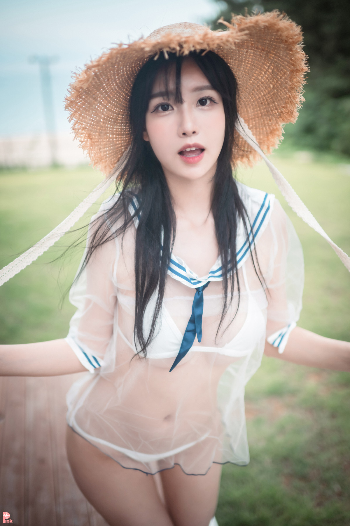 Lee Ahrin 이아린, [PINK] Bikini Day Set.01の写真 23