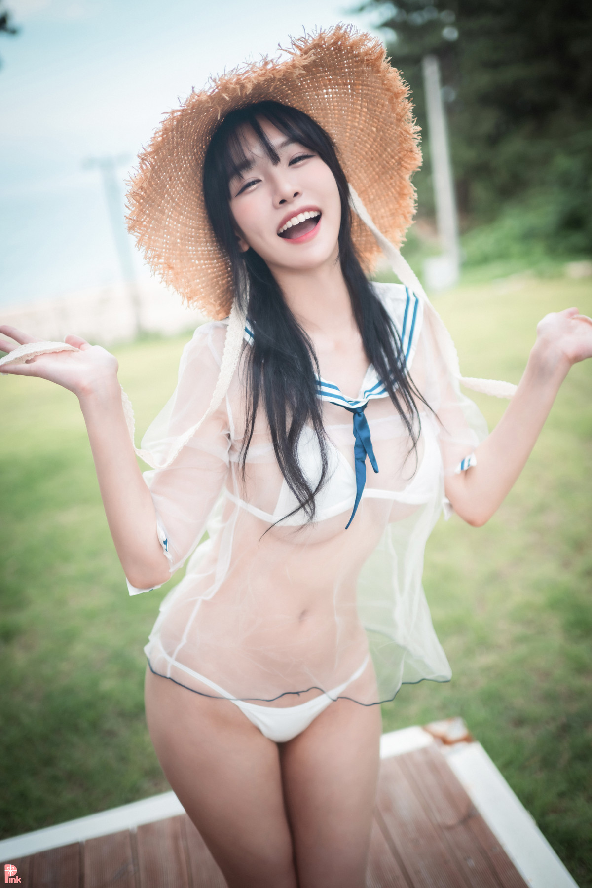 Lee Ahrin 이아린, [PINK] Bikini Day Set.01の写真 24