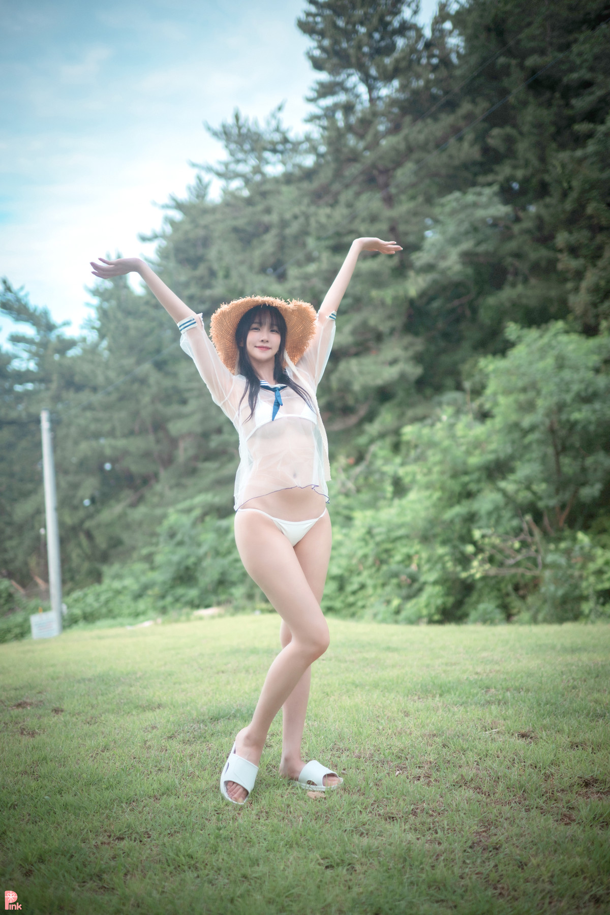Lee Ahrin 이아린, [PINK] Bikini Day Set.01の写真 29