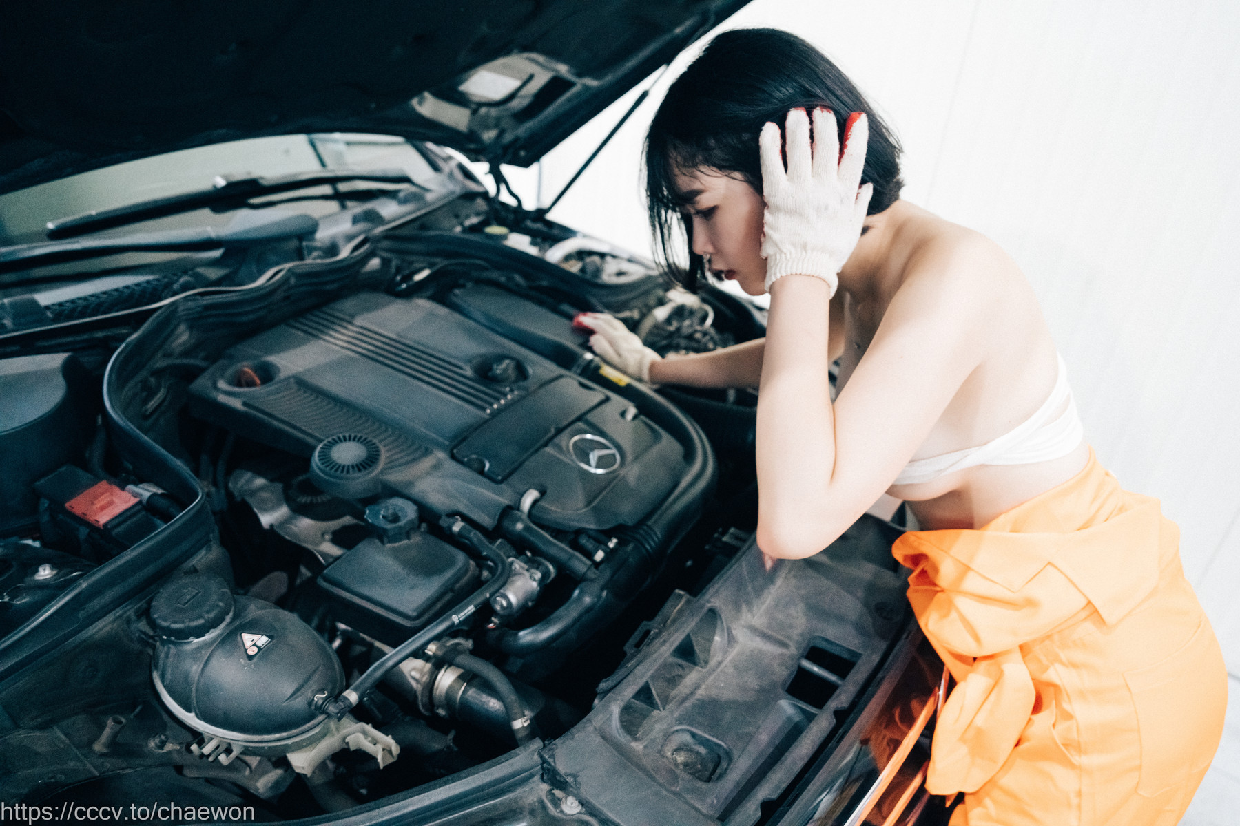 ZIA.Kwon 권지아, [Loozy] Garage Girl Set.01の写真 32