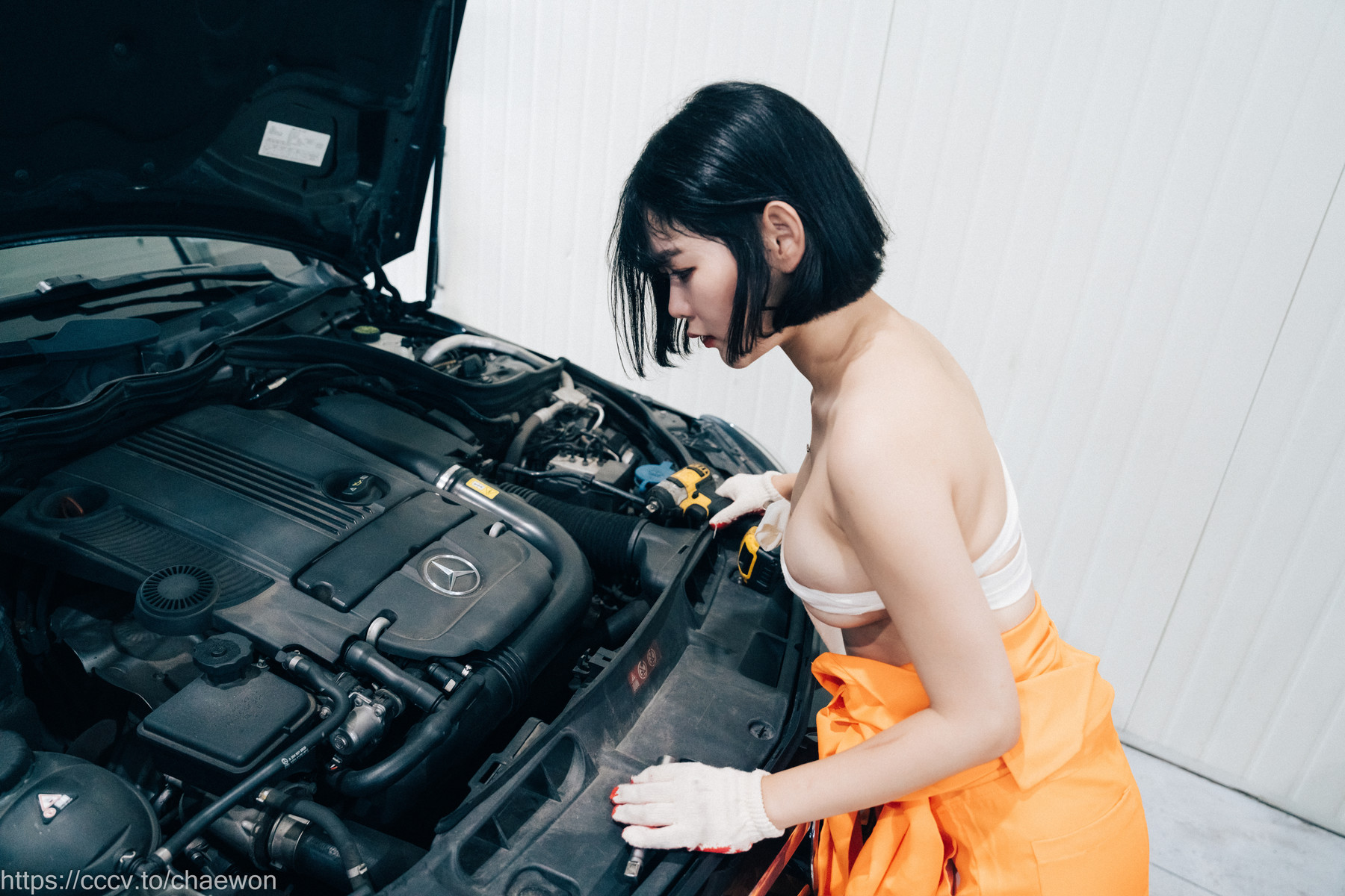 ZIA.Kwon 권지아, [Loozy] Garage Girl Set.01の写真 34