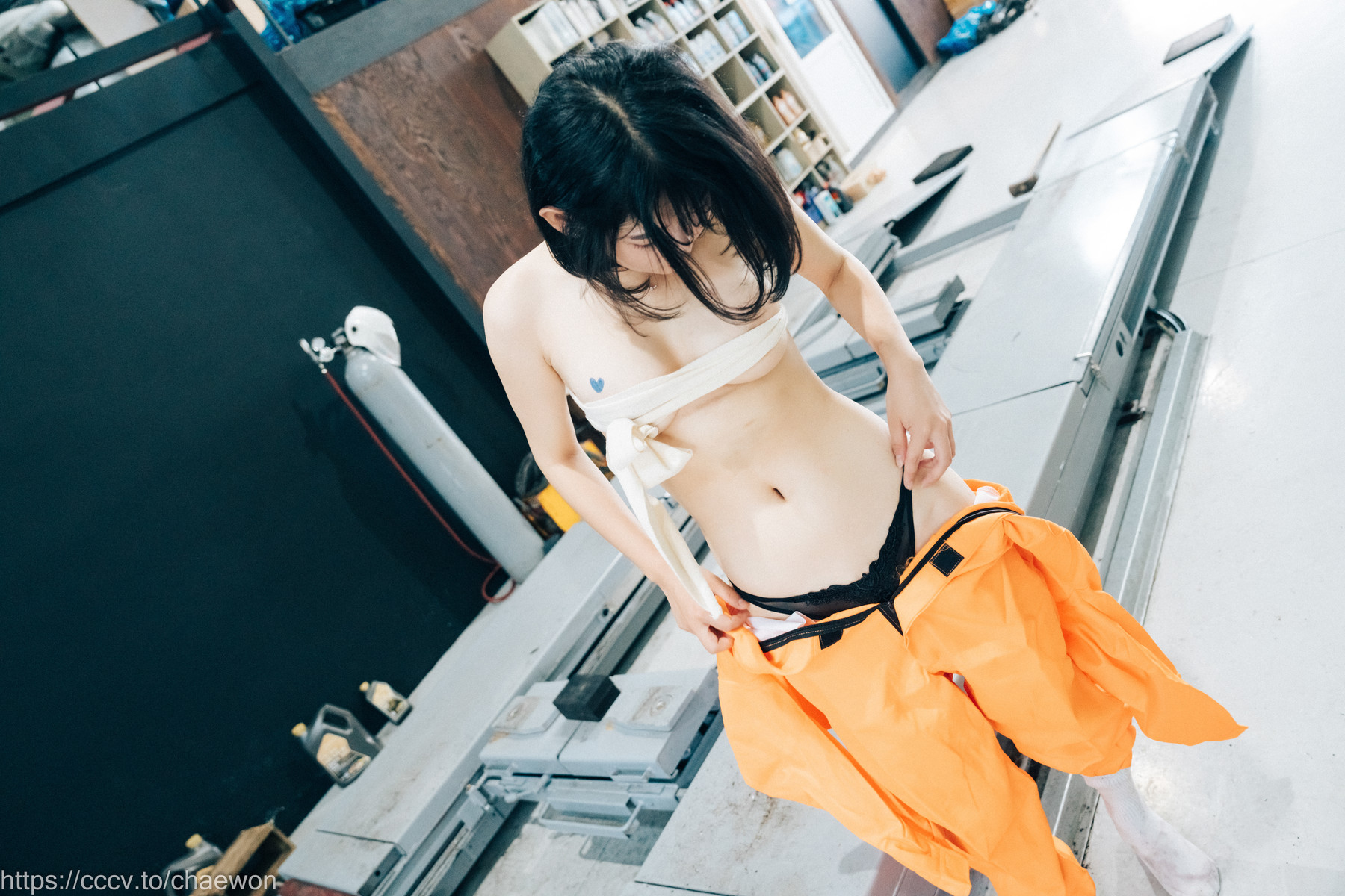 ZIA.Kwon 권지아, [Loozy] Garage Girl Set.01の写真 48