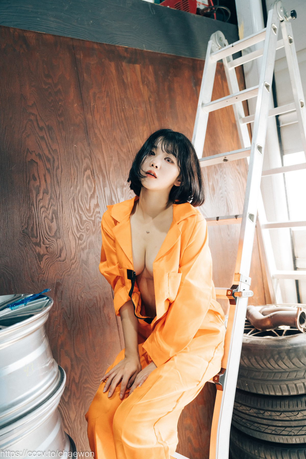 ZIA.Kwon 권지아, [Loozy] Garage Girl Set.01の写真 62