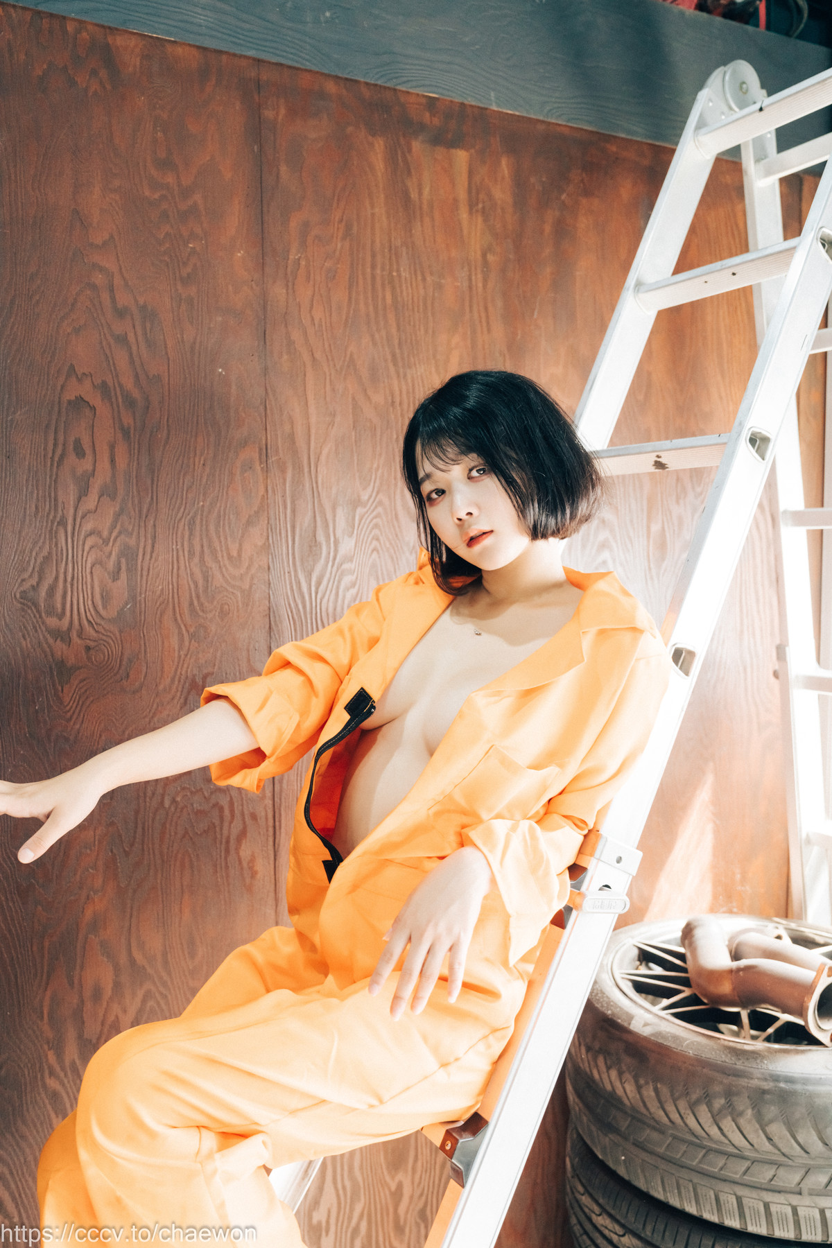 ZIA.Kwon 권지아, [Loozy] Garage Girl Set.01の写真 64