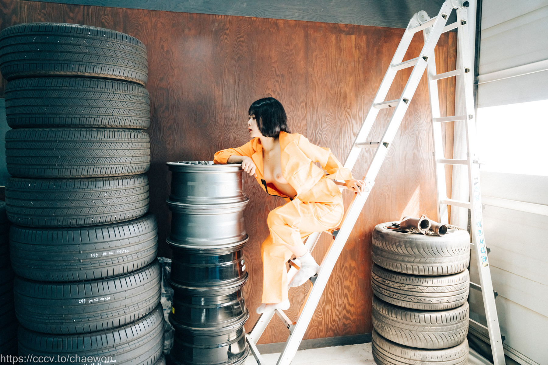 ZIA.Kwon 권지아, [Loozy] Garage Girl Set.01の写真 65