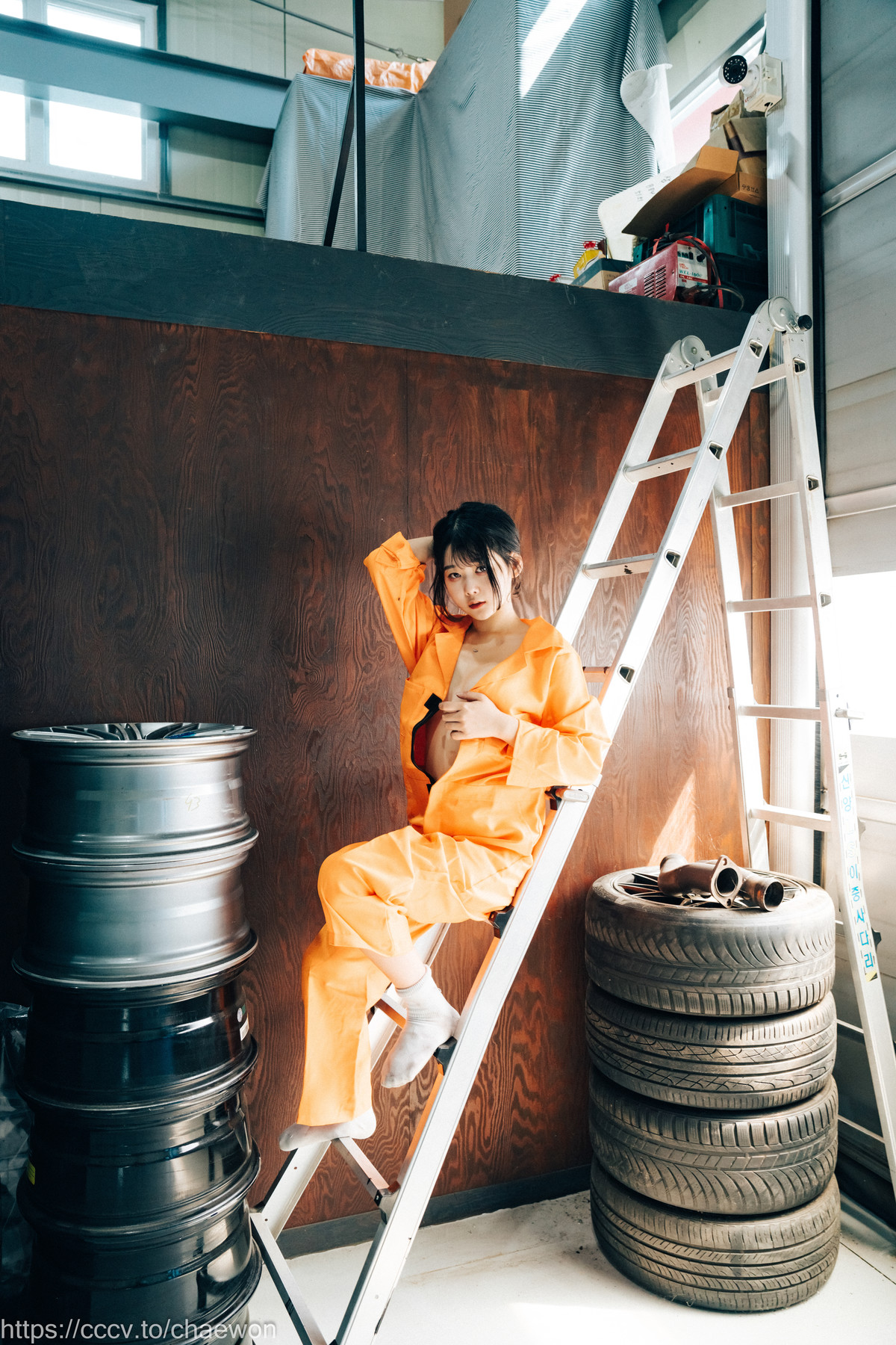 ZIA.Kwon 권지아, [Loozy] Garage Girl Set.01の写真 67