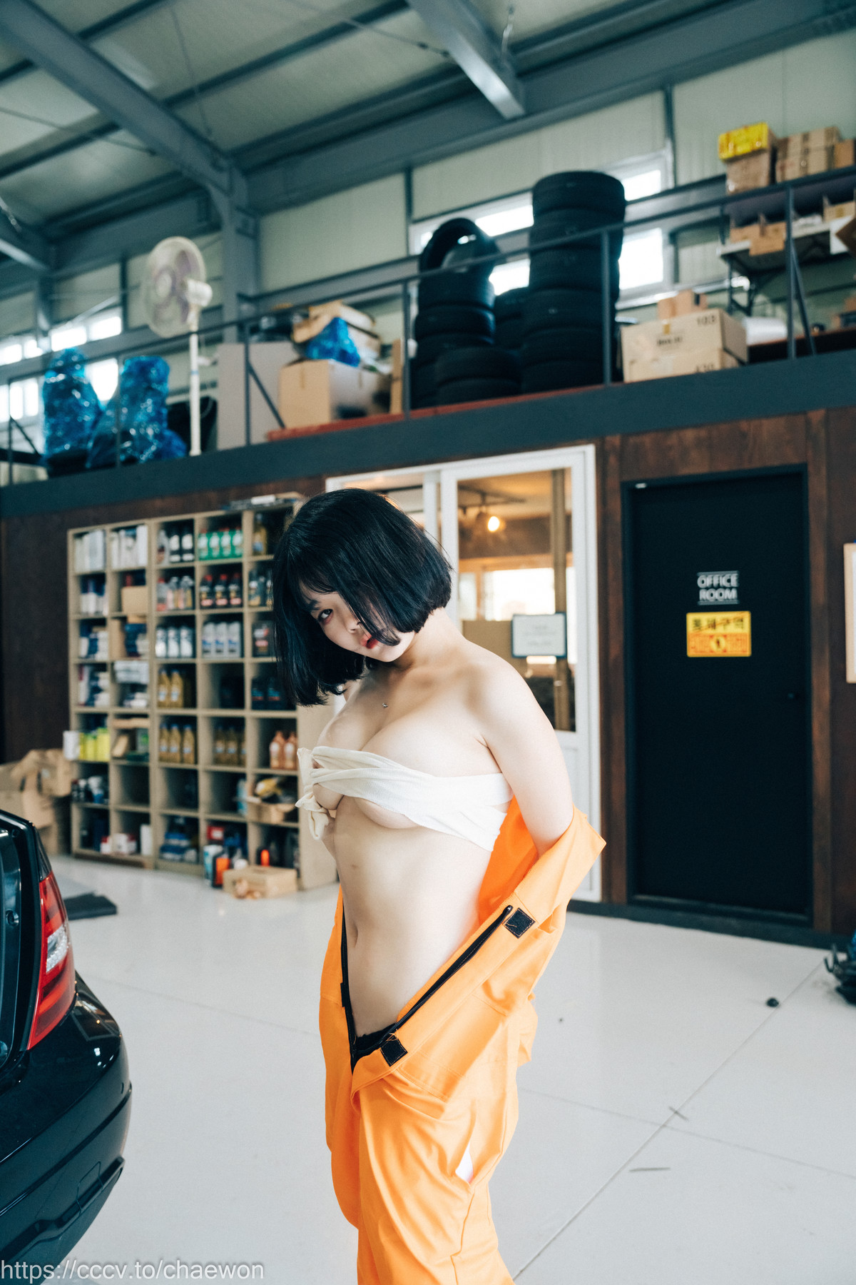 ZIA.Kwon 권지아, [Loozy] Garage Girl Set.02の写真 8