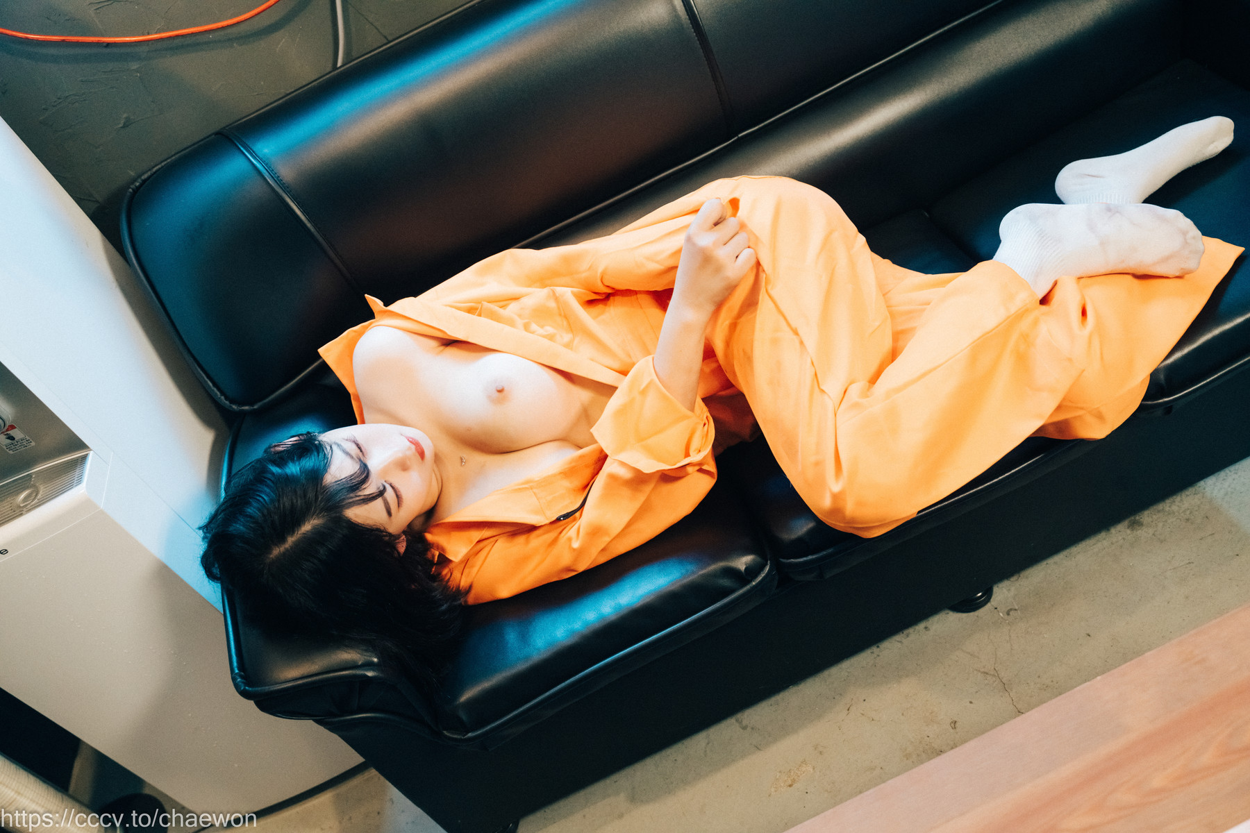 ZIA.Kwon 권지아, [Loozy] Garage Girl Set.02の写真 38