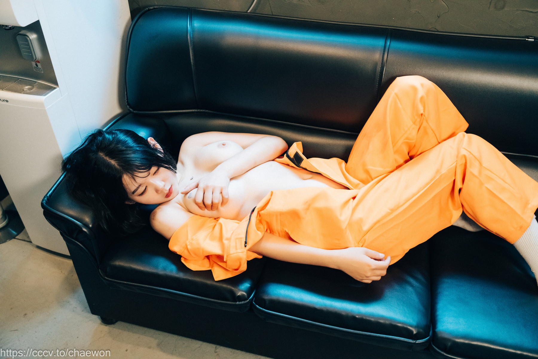 ZIA.Kwon 권지아, [Loozy] Garage Girl Set.02の写真 43
