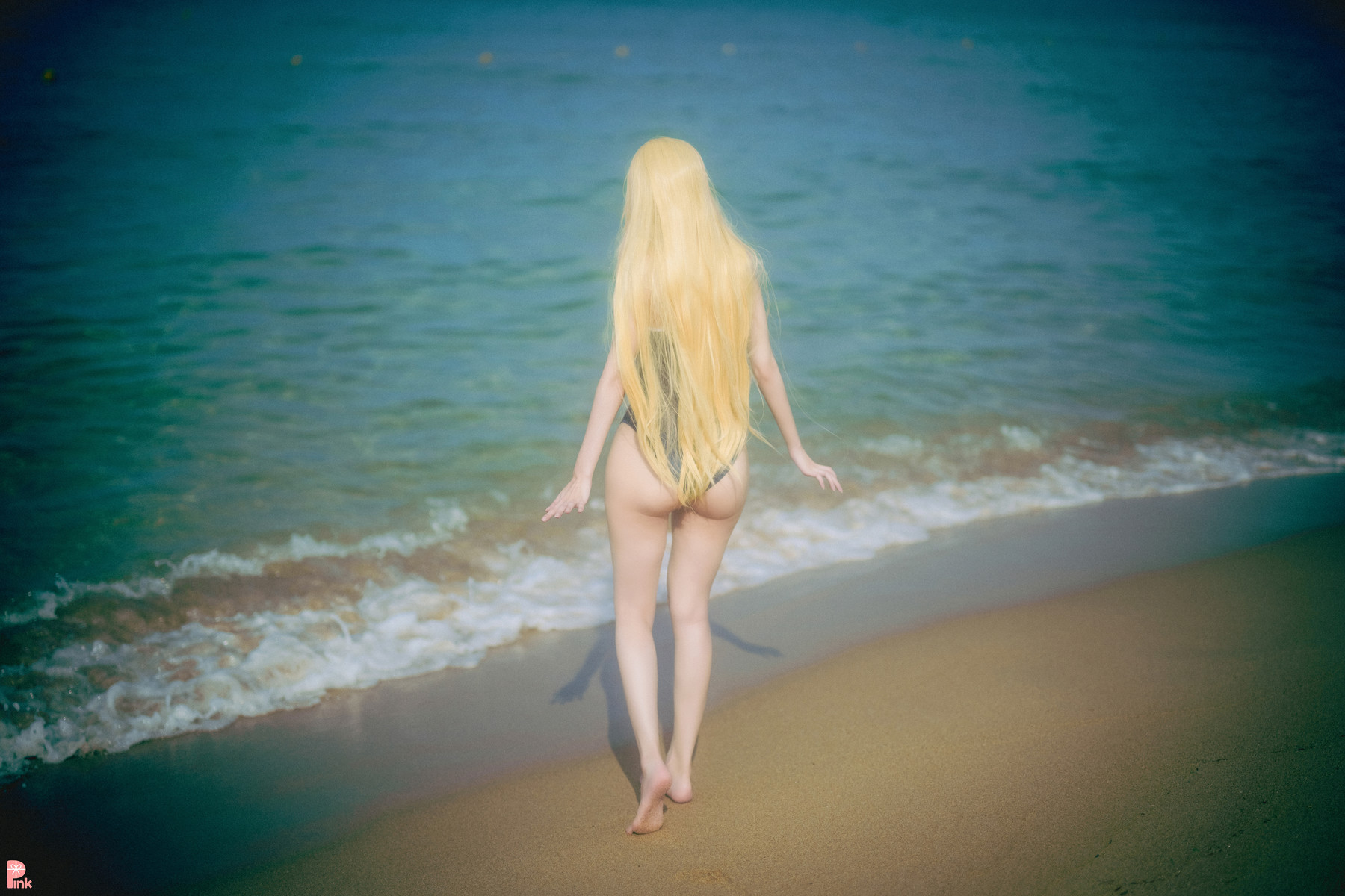 Lee Ahrin 이아린, [PINK] Meet Me in The Summer Set.01の写真 10