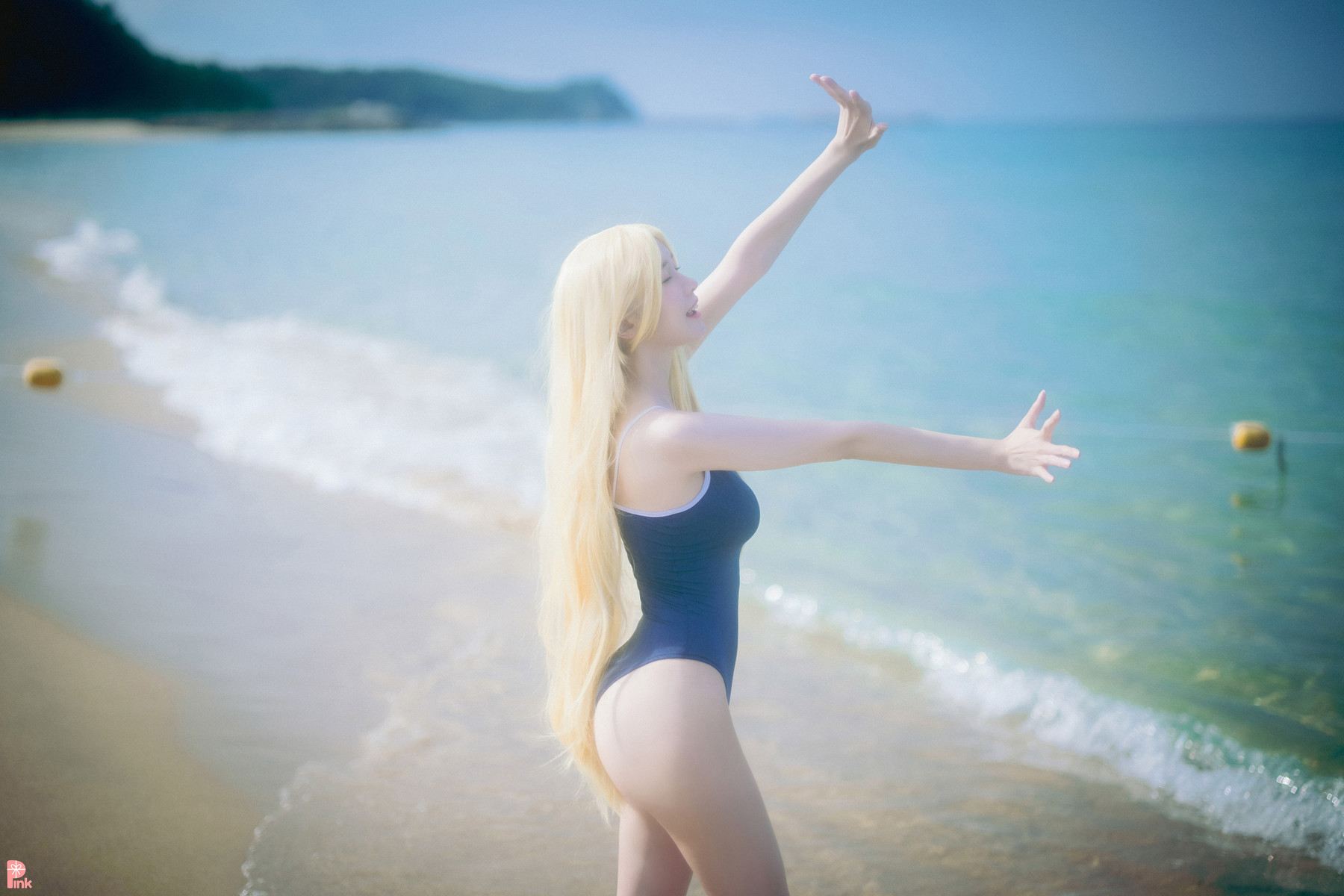Lee Ahrin 이아린, [PINK] Meet Me in The Summer Set.01の写真 13