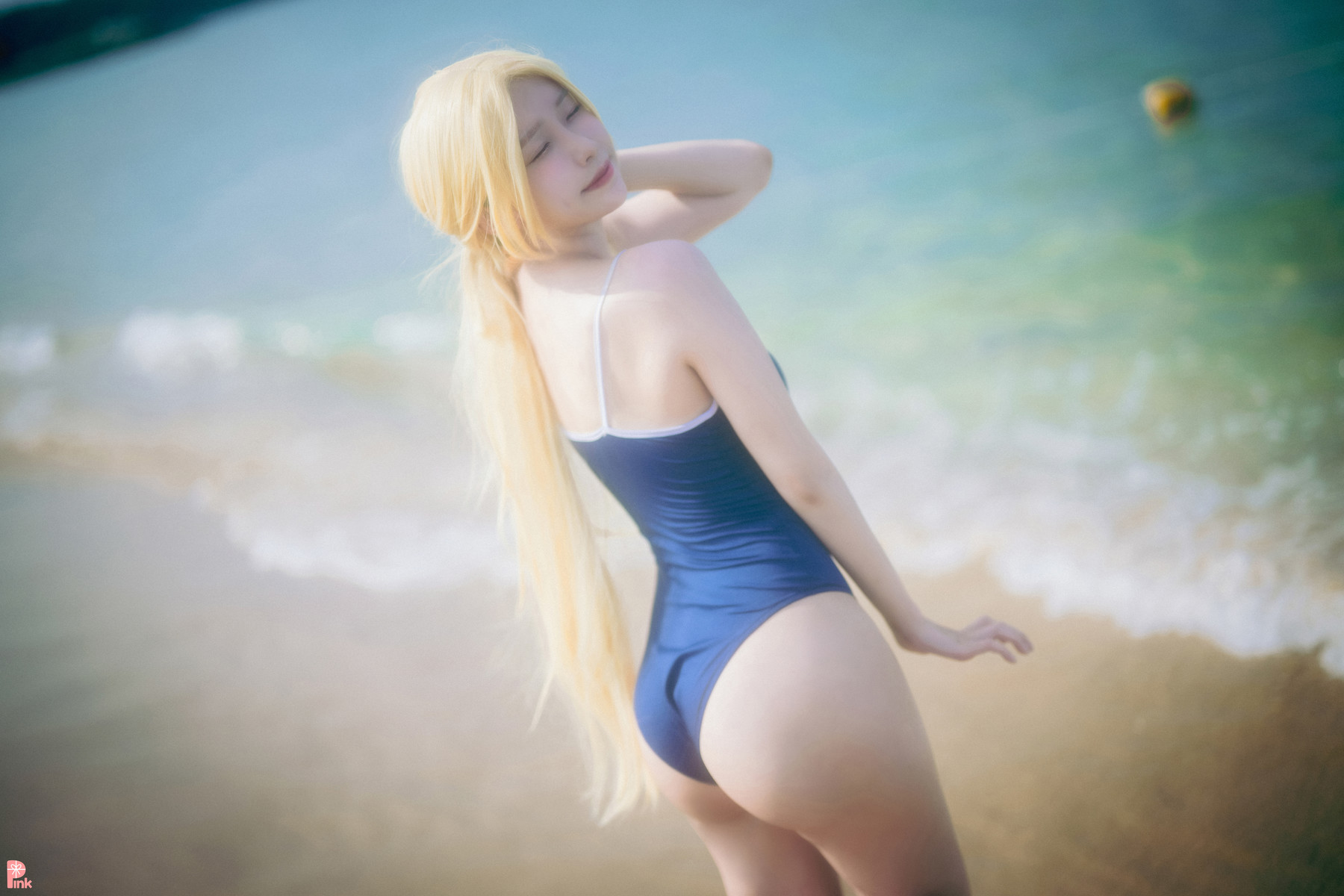 Lee Ahrin 이아린, [PINK] Meet Me in The Summer Set.01の写真 15