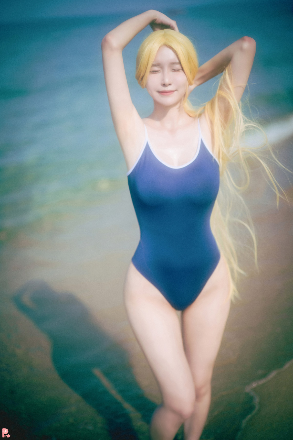 Lee Ahrin 이아린, [PINK] Meet Me in The Summer Set.01の写真 16