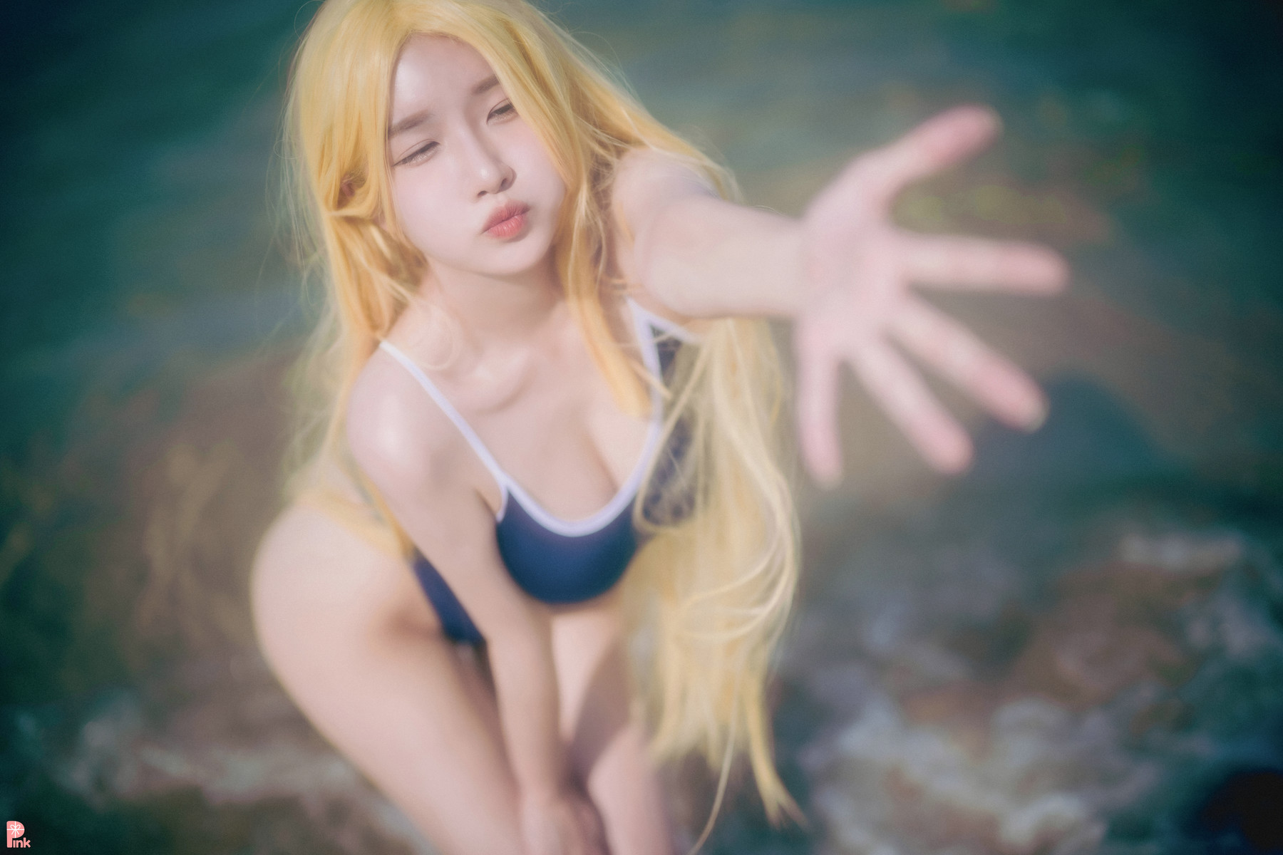 Lee Ahrin 이아린, [PINK] Meet Me in The Summer Set.01の写真 32