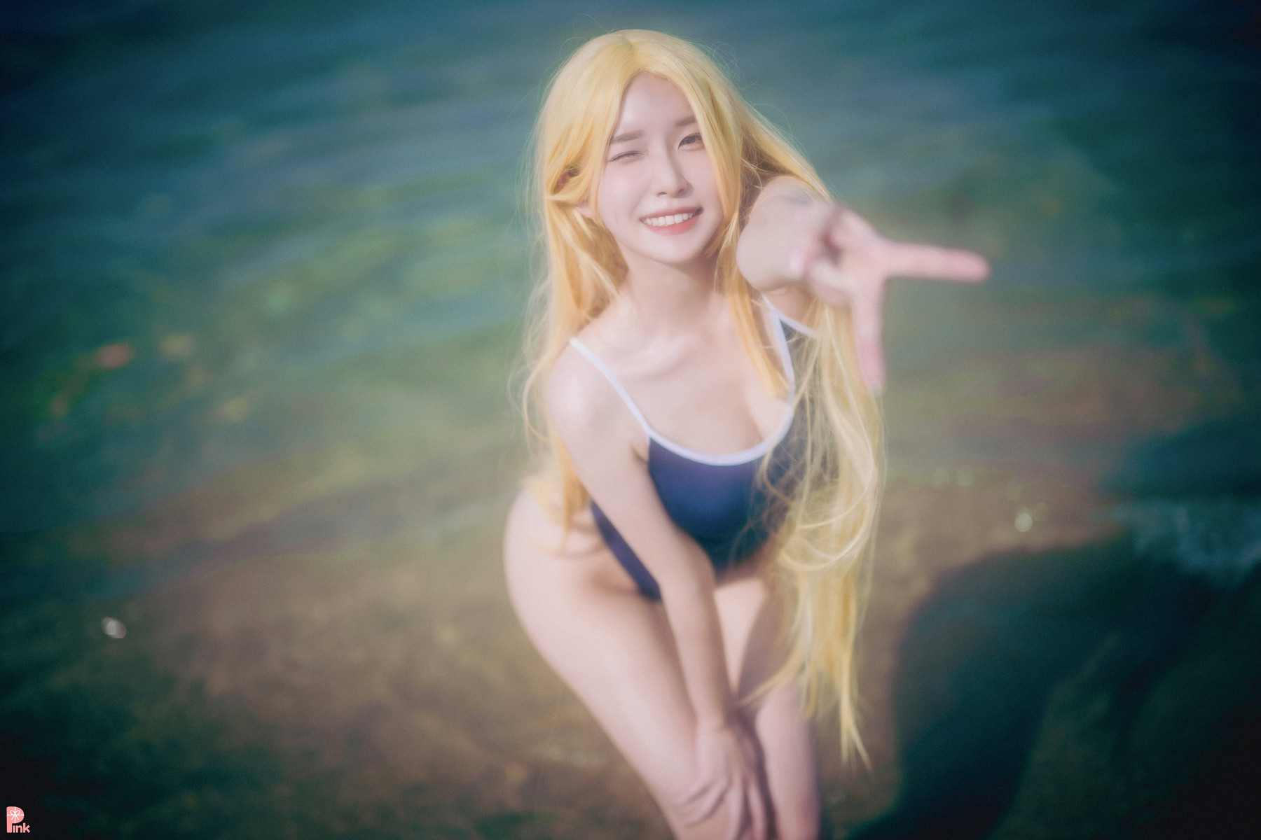 Lee Ahrin 이아린, [PINK] Meet Me in The Summer Set.01の写真 34