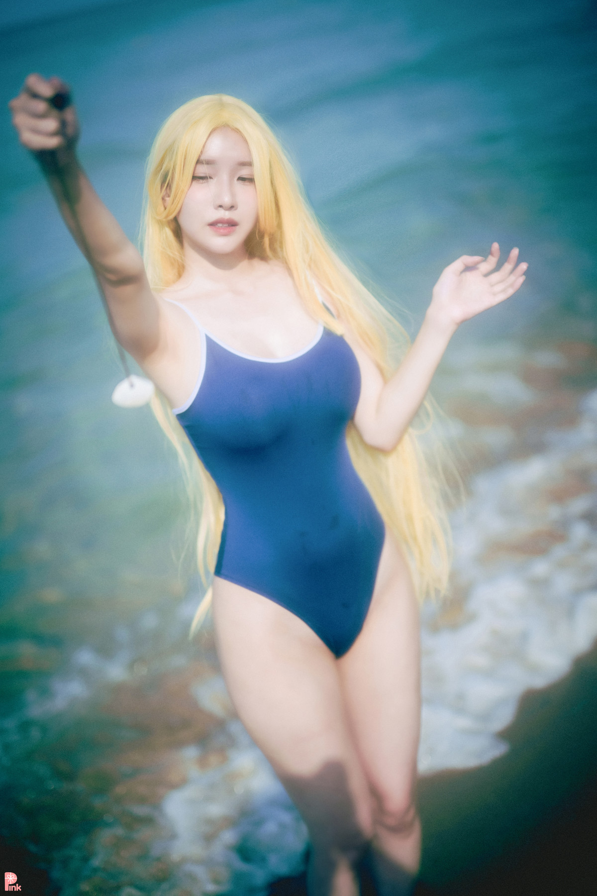 Lee Ahrin 이아린, [PINK] Meet Me in The Summer Set.01の写真 36