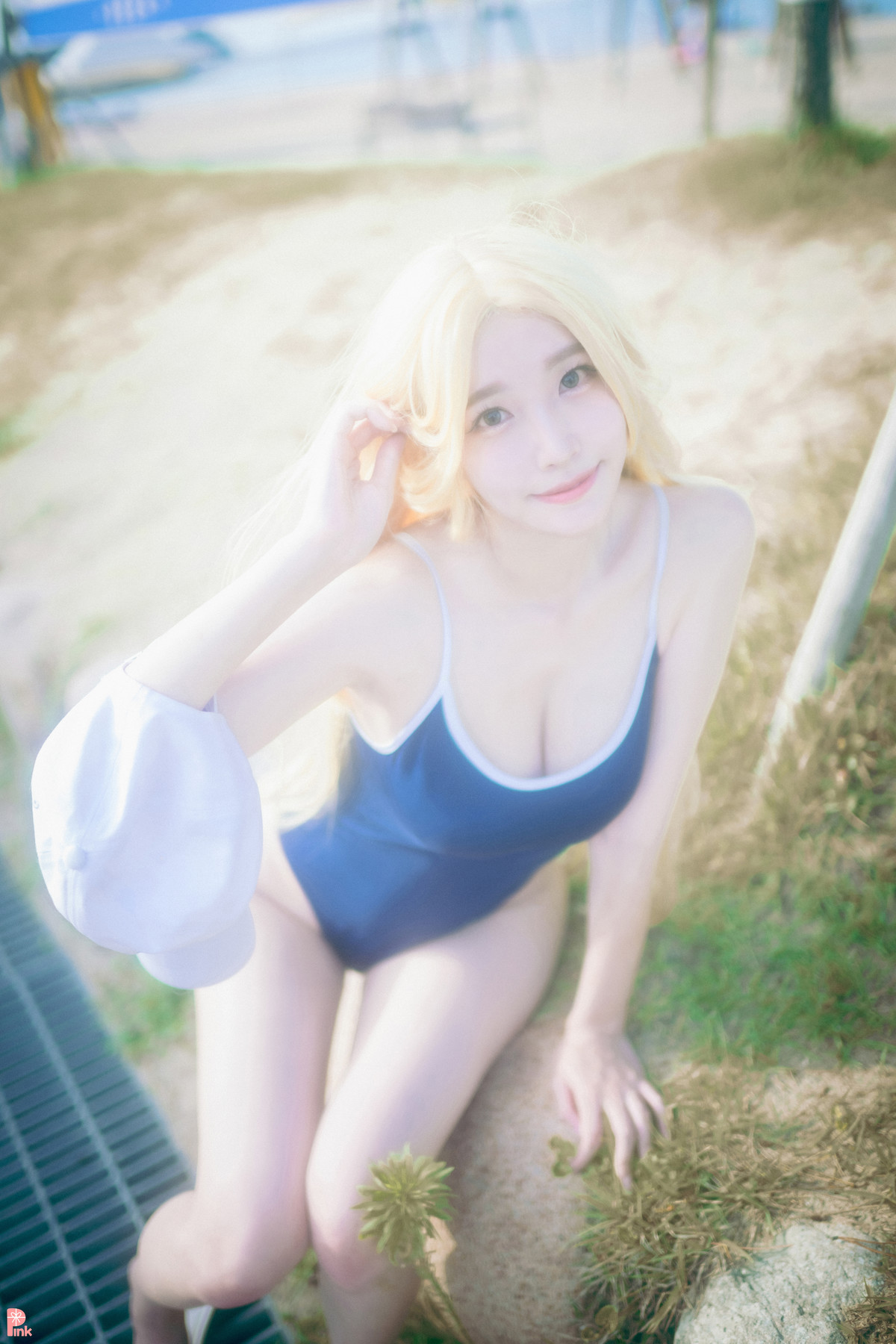 Lee Ahrin 이아린, [PINK] Meet Me in The Summer Set.02の写真 25