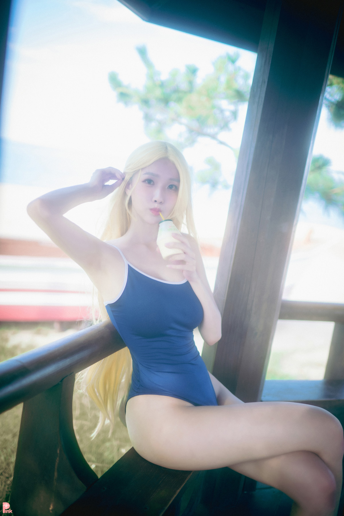 Lee Ahrin 이아린, [PINK] Meet Me in The Summer Set.02の写真 31