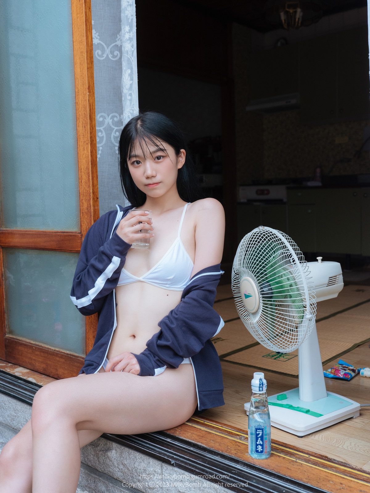Yui 유이, [MilkyBomb] Tracksuit 체육복 Set.01の写真 59