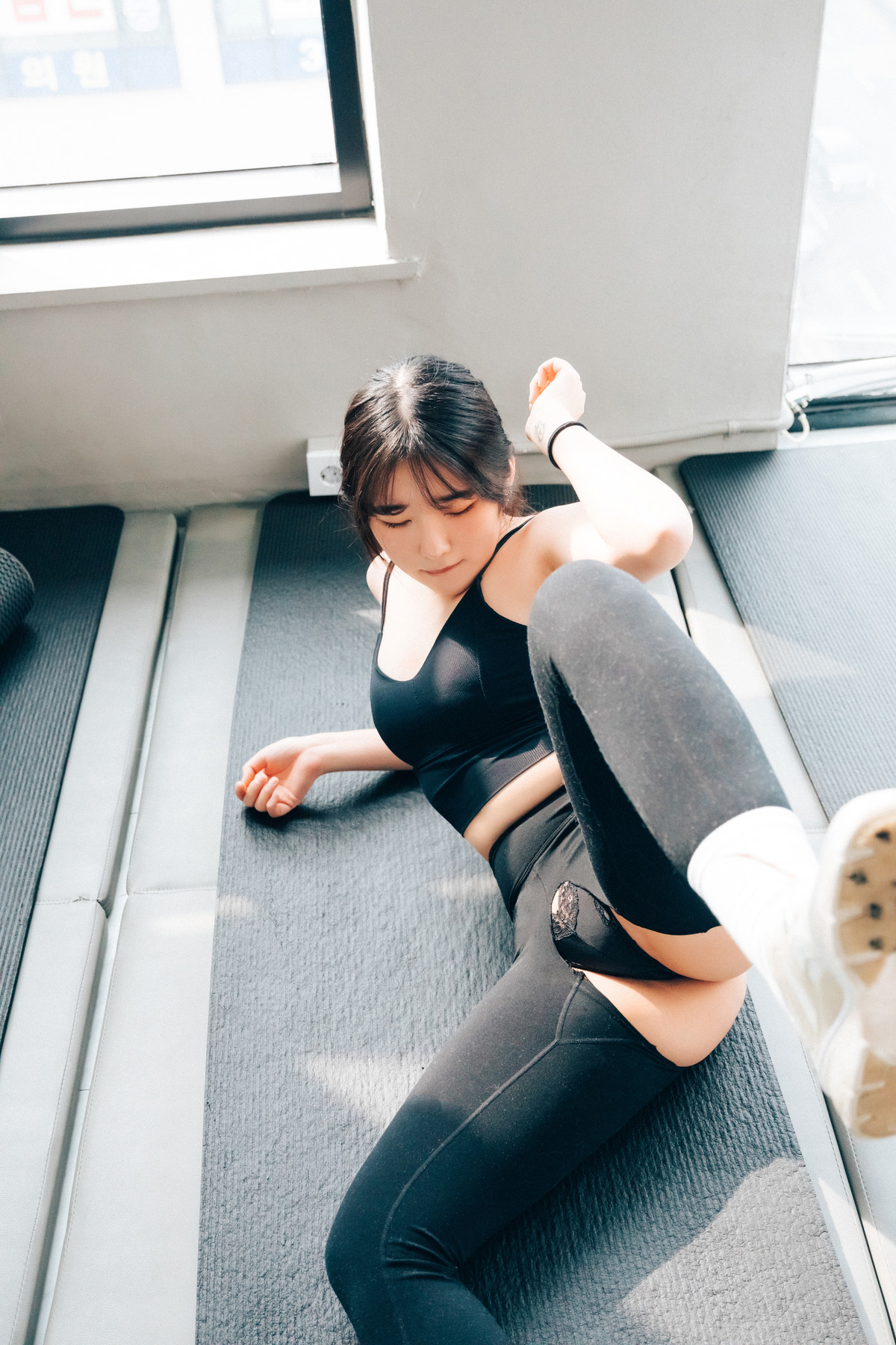Sonson 손손, [Loozy] Personal Trainer Set.02の写真 18