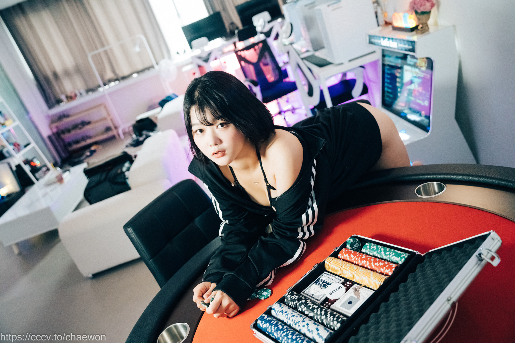 ZIA.Kwon 권지아, [Loozy] PC Room With SP Set.01の写真 3