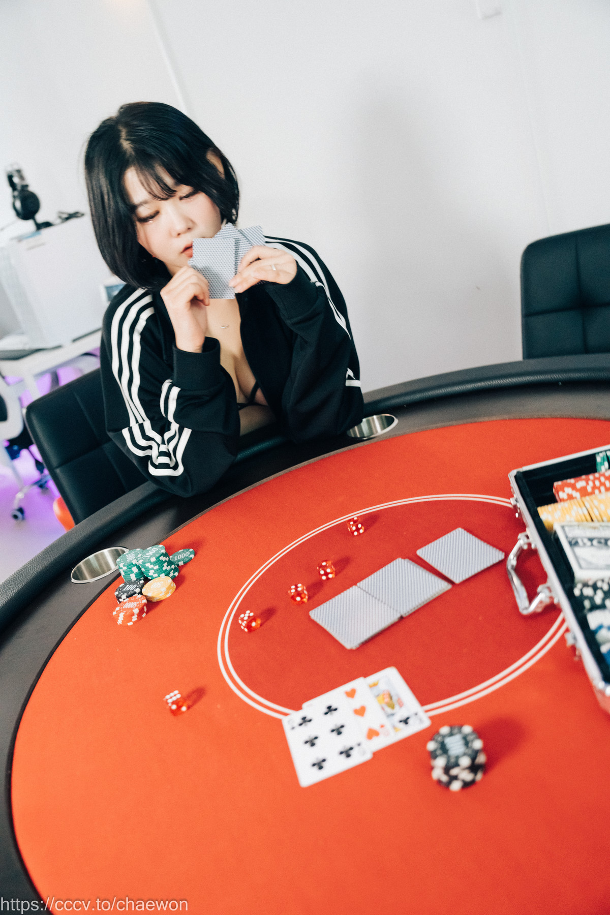 ZIA.Kwon 권지아, [Loozy] PC Room With SP Set.01の写真 4