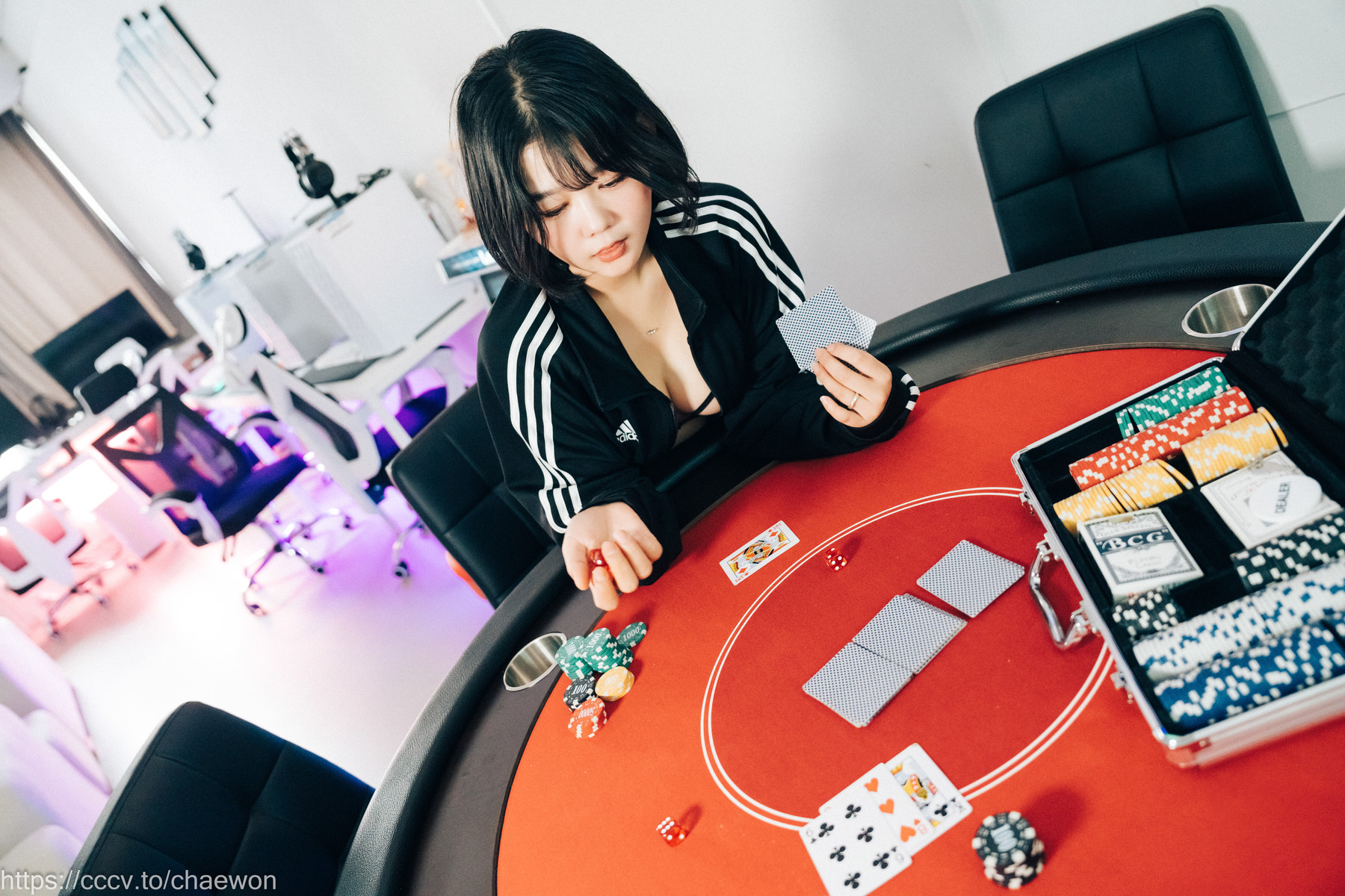 ZIA.Kwon 권지아, [Loozy] PC Room With SP Set.01の写真 5
