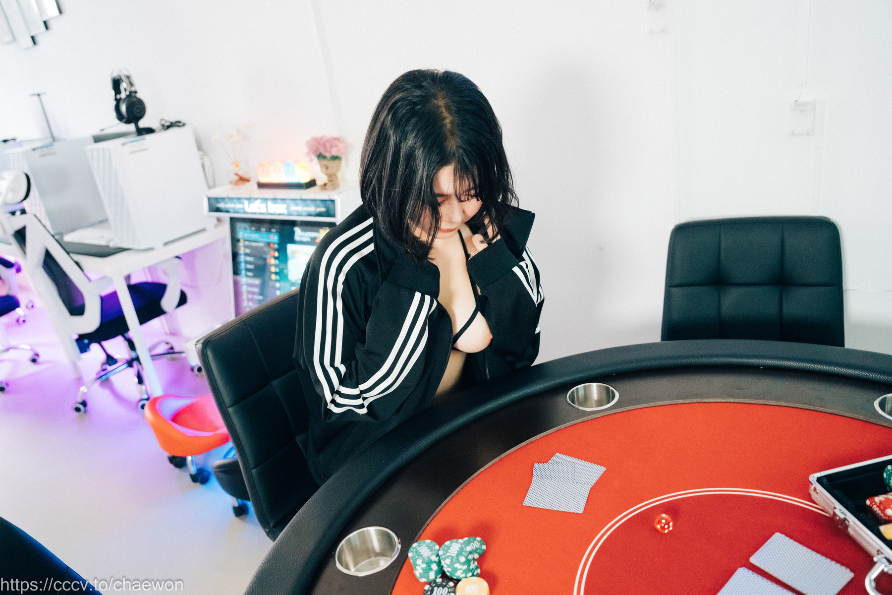 ZIA.Kwon 권지아, [Loozy] PC Room With SP Set.01の写真 33