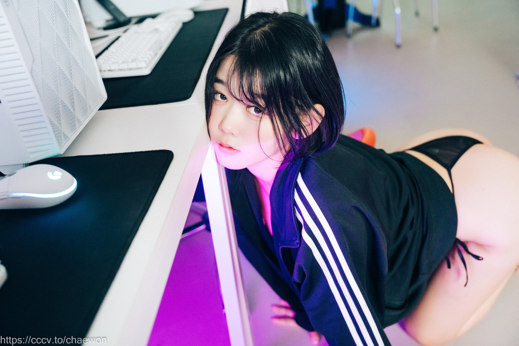 ZIA.Kwon 권지아, [Loozy] PC Room With SP Set.01の写真 61