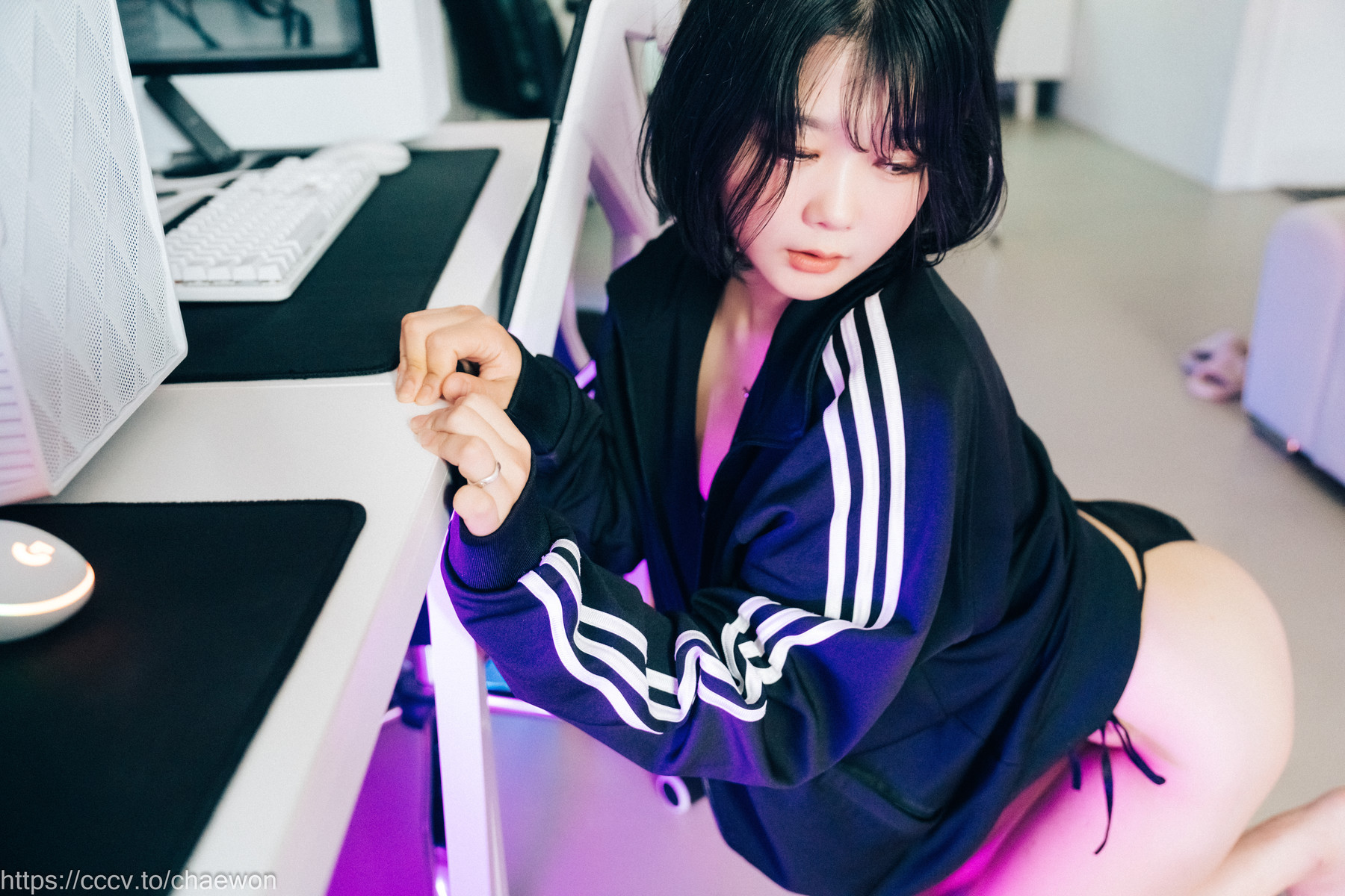 ZIA.Kwon 권지아, [Loozy] PC Room With SP Set.01の写真 63