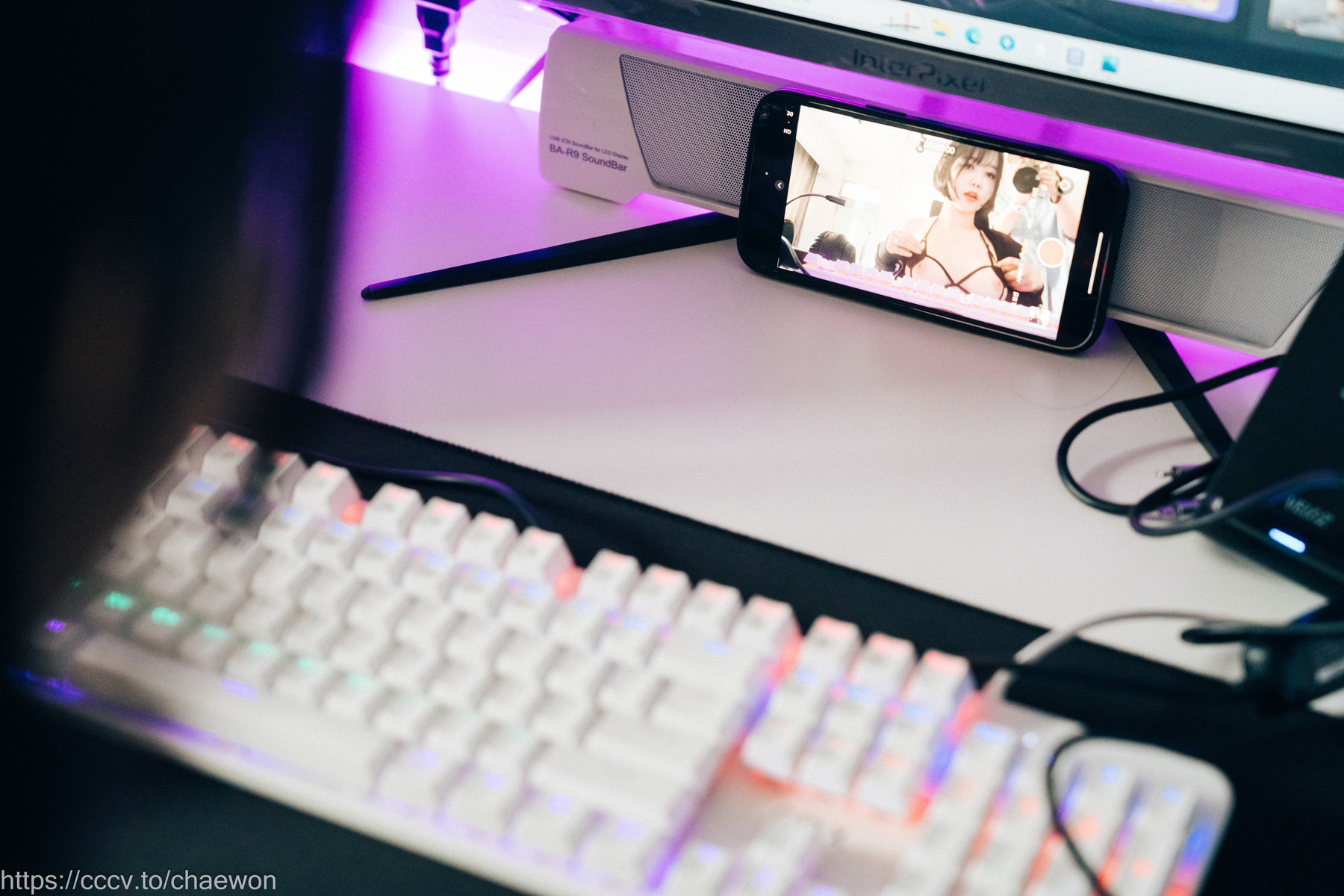 ZIA.Kwon 권지아, [Loozy] PC Room With SP Set.02の写真 23