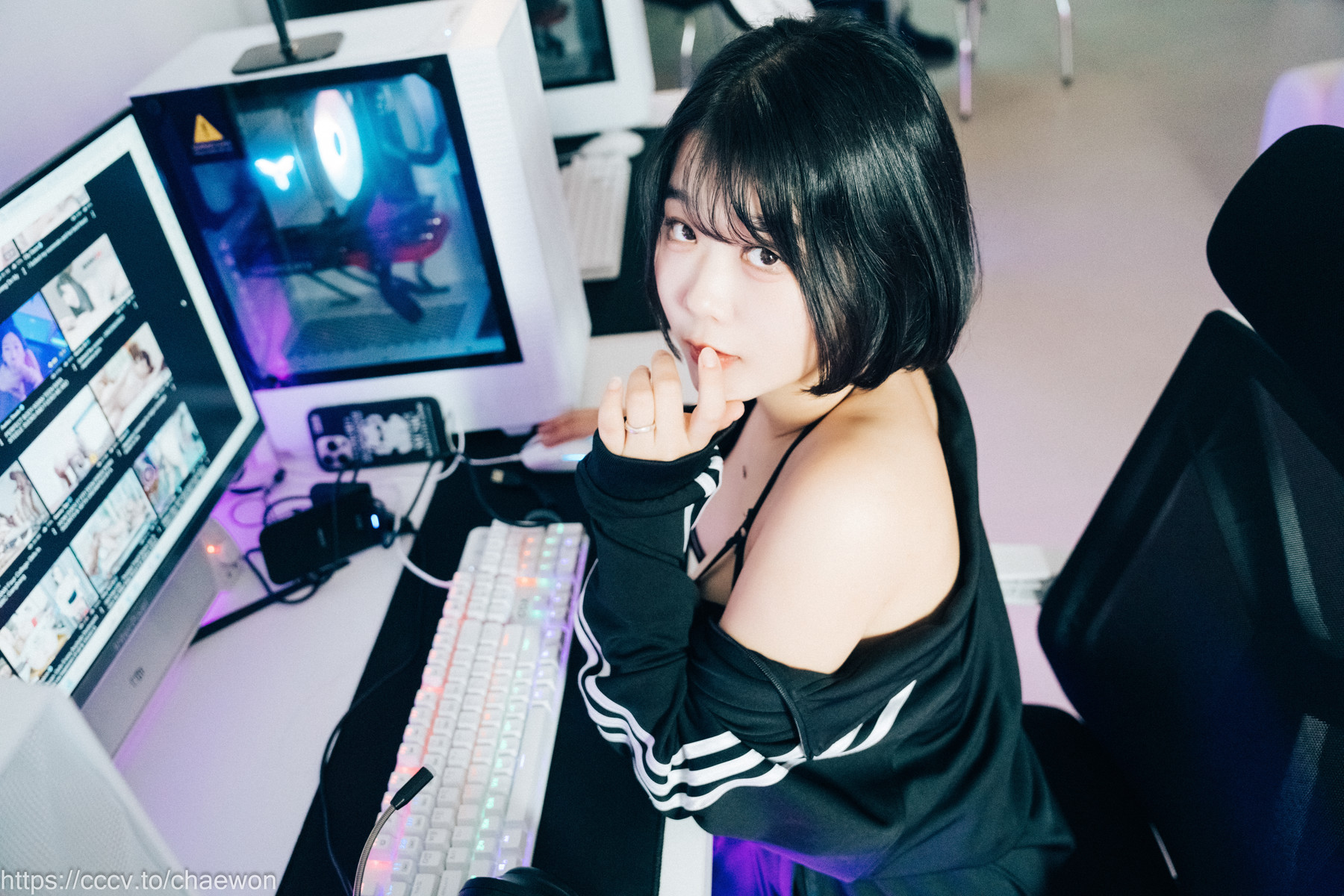 ZIA.Kwon 권지아, [Loozy] PC Room With SP Set.02の写真 37