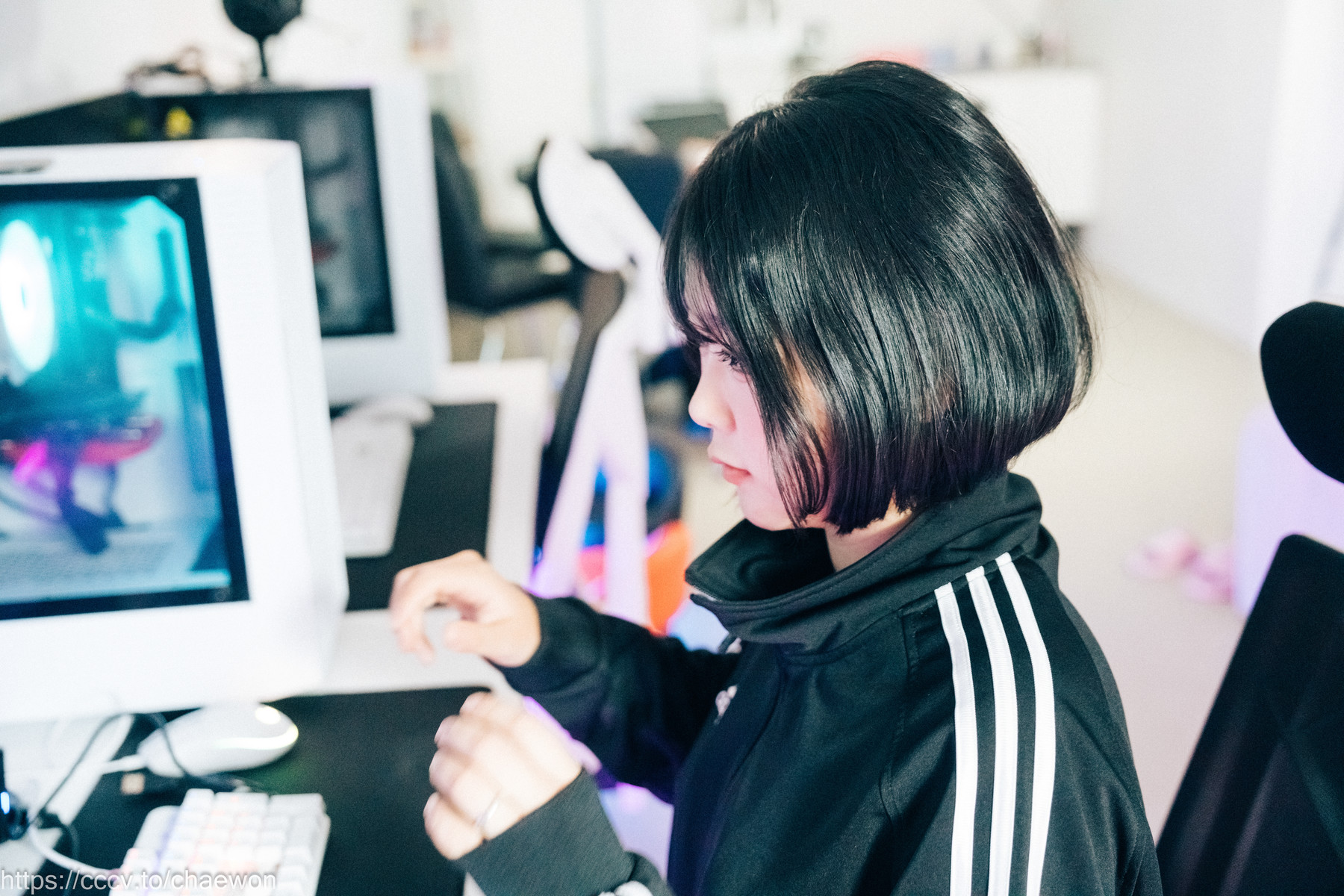 ZIA.Kwon 권지아, [Loozy] PC Room With SP Set.02の写真 43