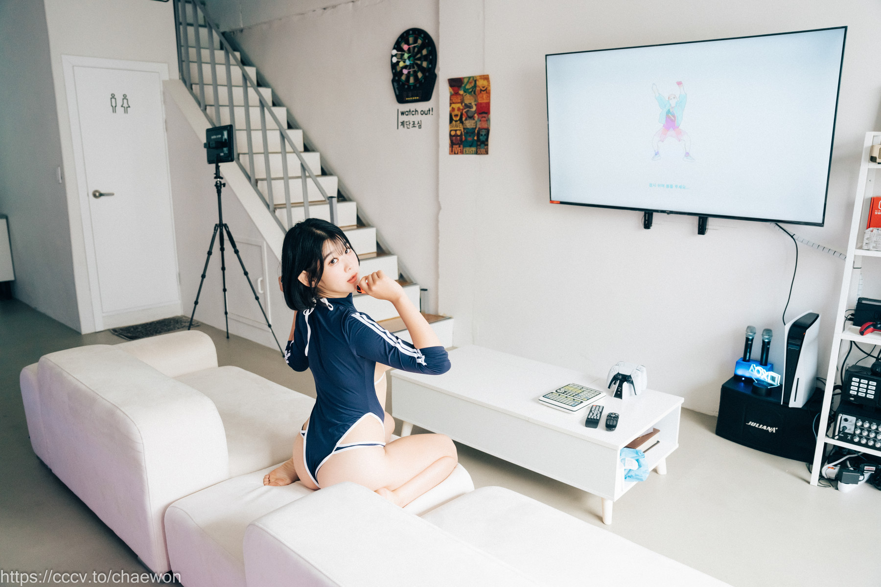 ZIA.Kwon 권지아, [Loozy] PC Room With SP Set.03の写真 4
