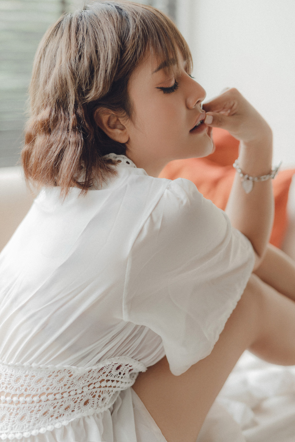 May [Photobook] Warm Sunlight Set.02の写真 5