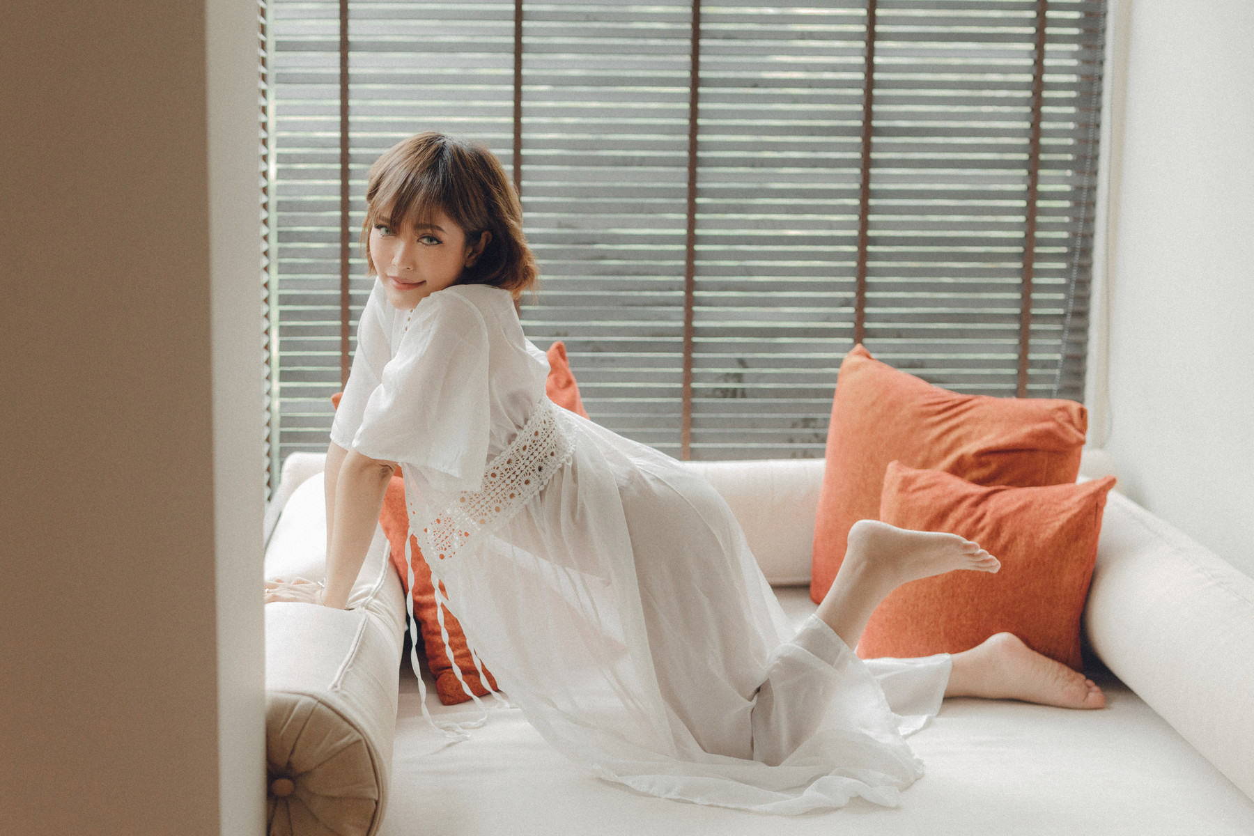May [Photobook] Warm Sunlight Set.02の写真 15