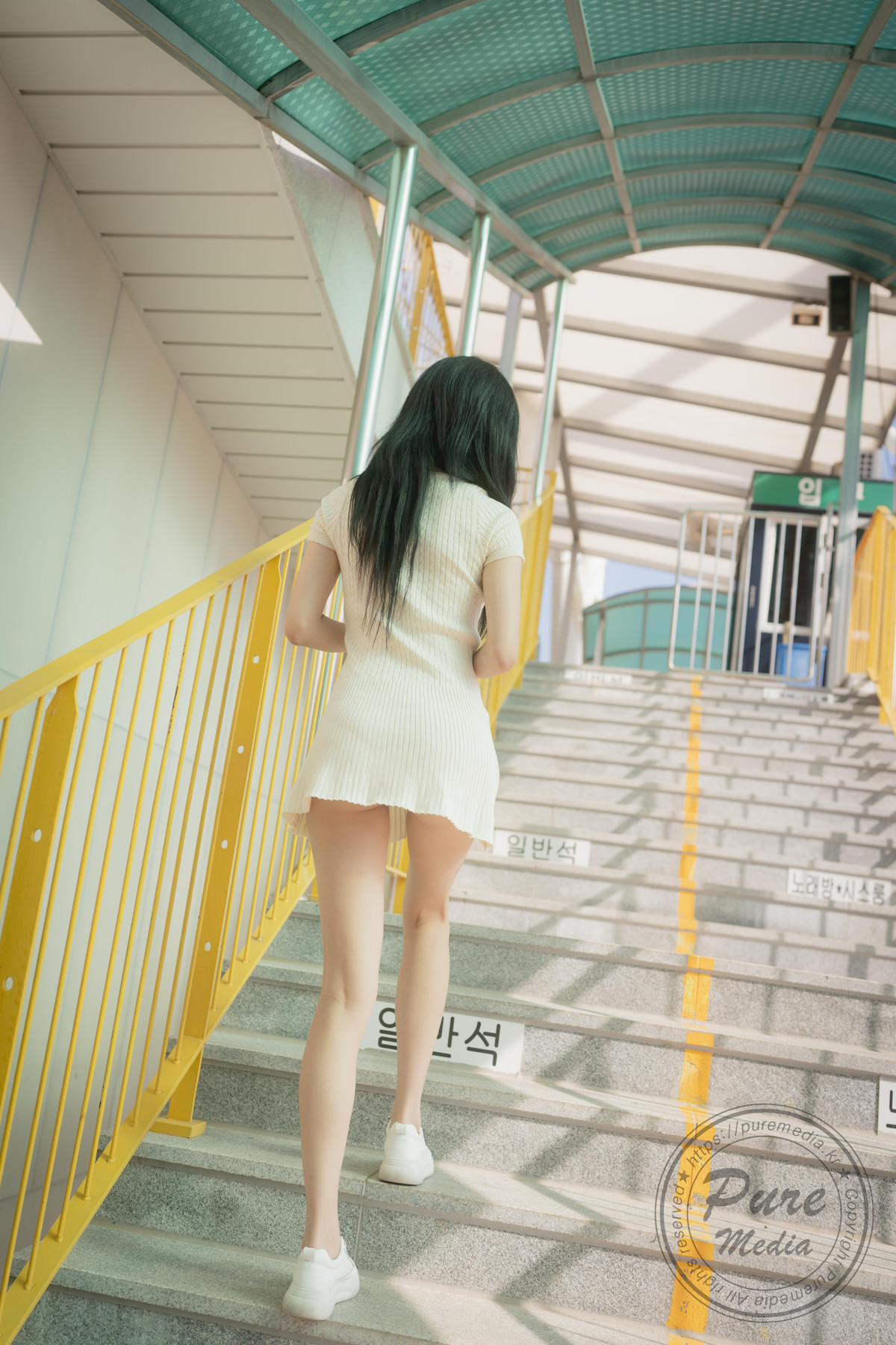 Hina 히나, [PURE MEDIA] Vol.264 Bitxx Training Outdoors Set.02の写真 5