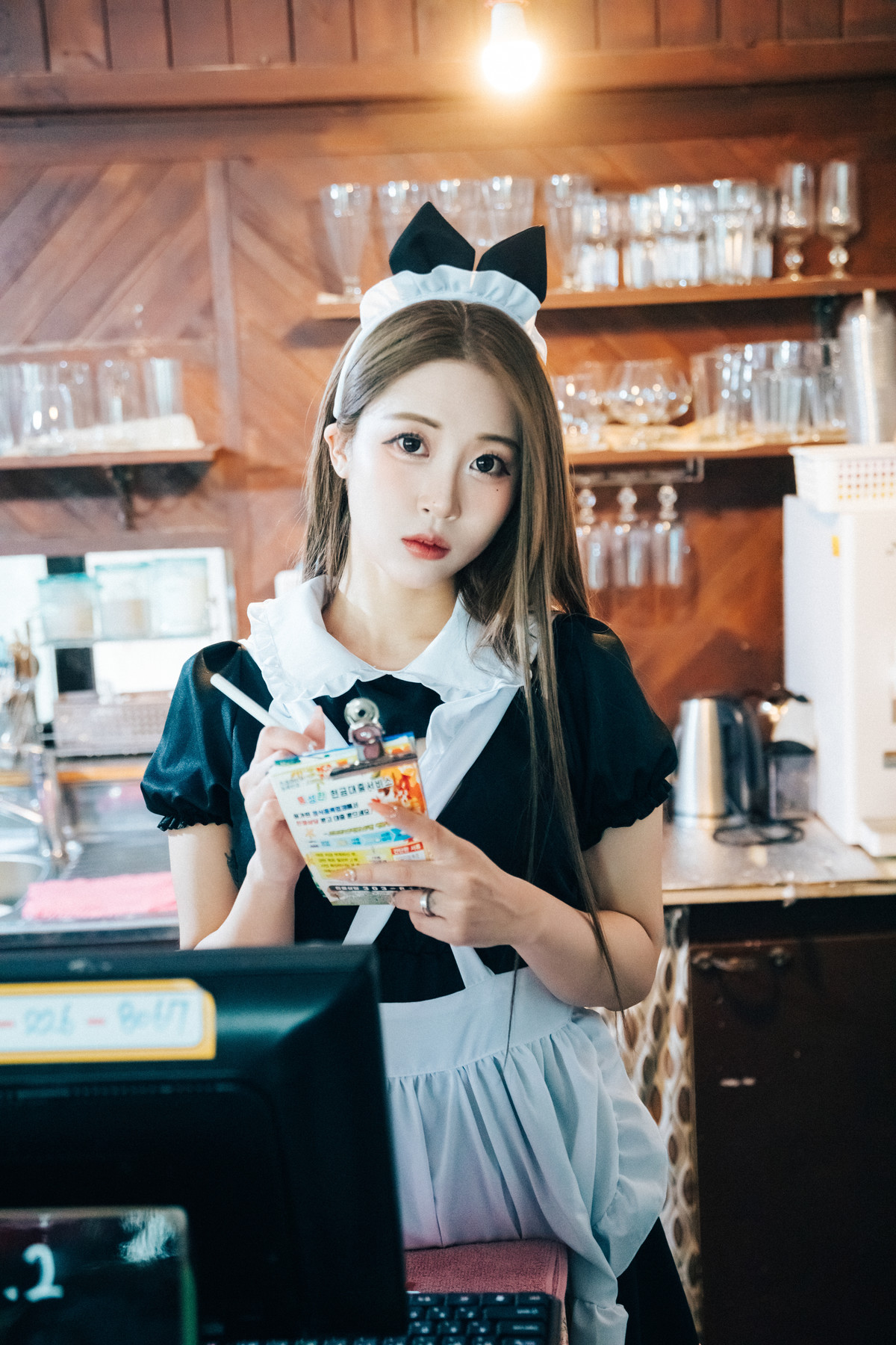 Jeong Bomi 정보미, [Loozy] Maid Cafe +S.Ver Set.03の写真 6