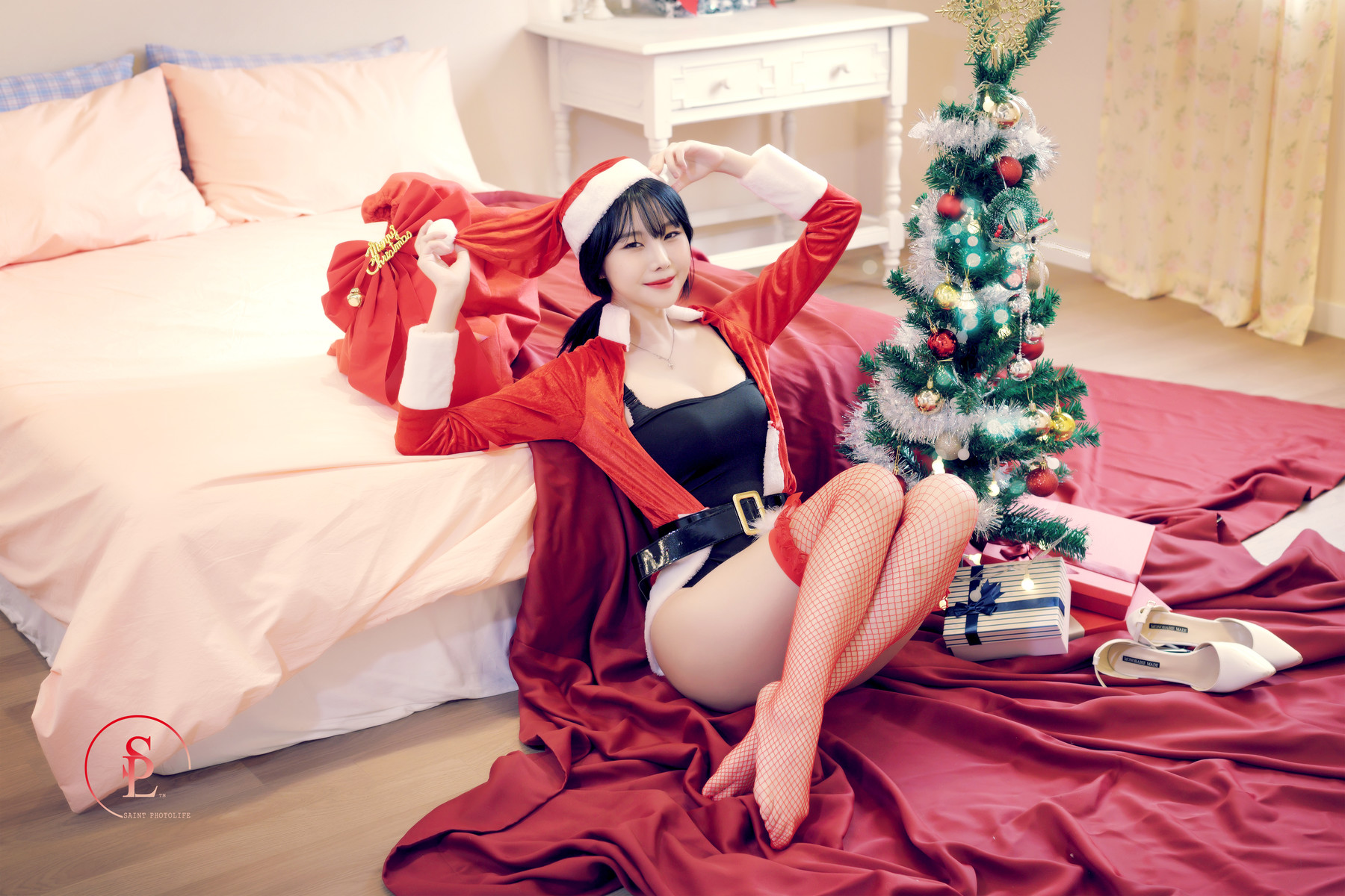 Yuna 유나, [SAINT Photolife] Merry Yuna’s Xmas Set.01の写真 10