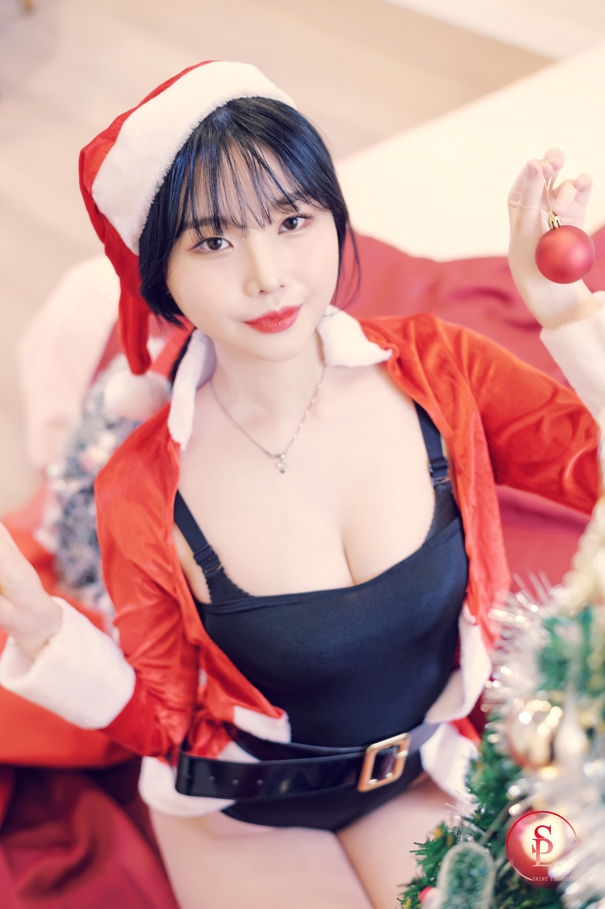 Yuna 유나, [SAINT Photolife] Merry Yuna’s Xmas Set.01の写真 16