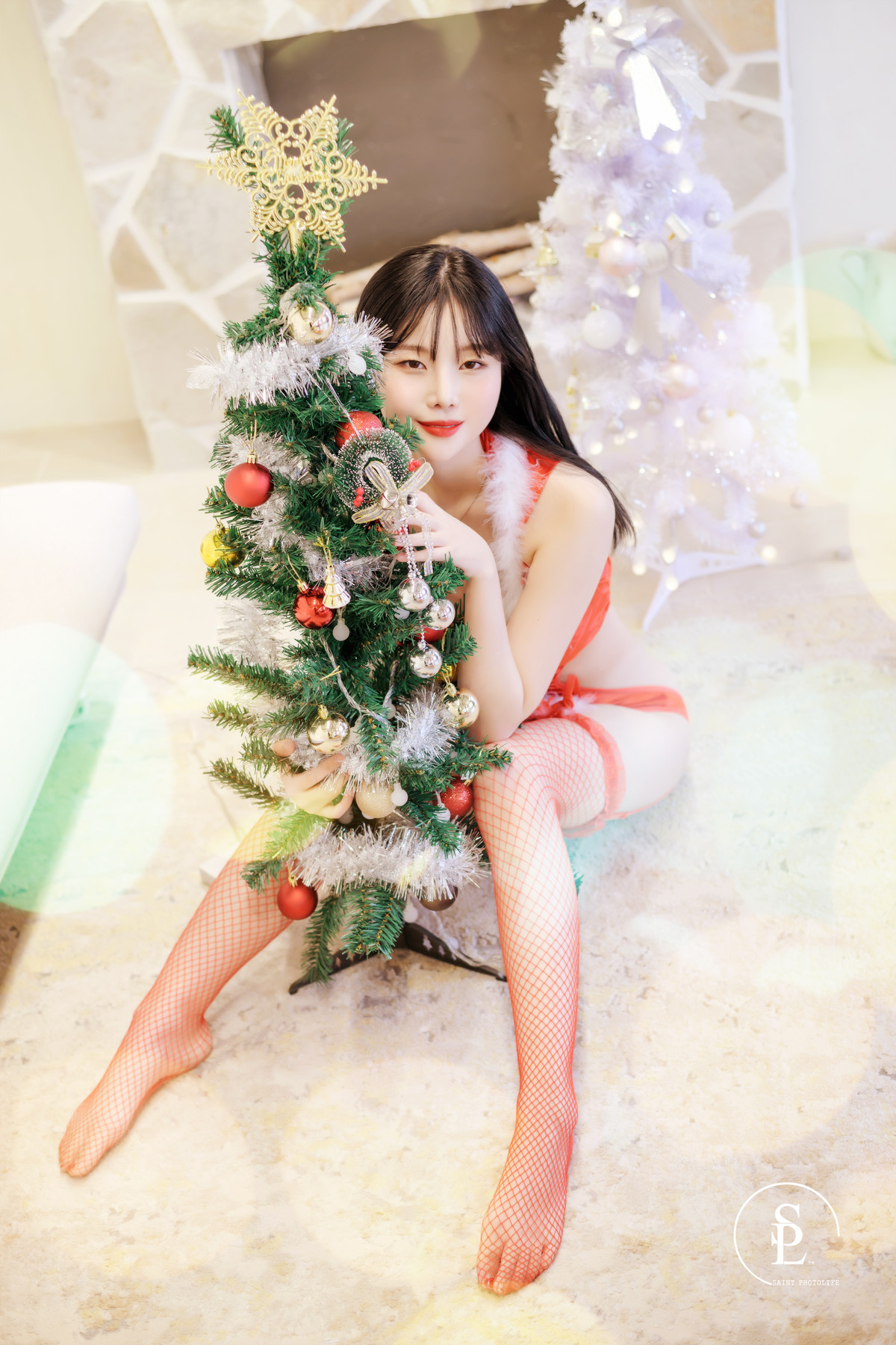 Yuna 유나, [SAINT Photolife] Merry Yuna’s Xmas Set.02の写真 14