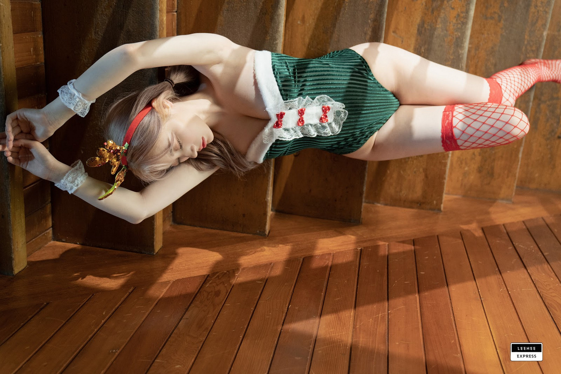 Jeong-Ah 정아, [LEEHEE EXPRESS] LEDG-096の写真 14