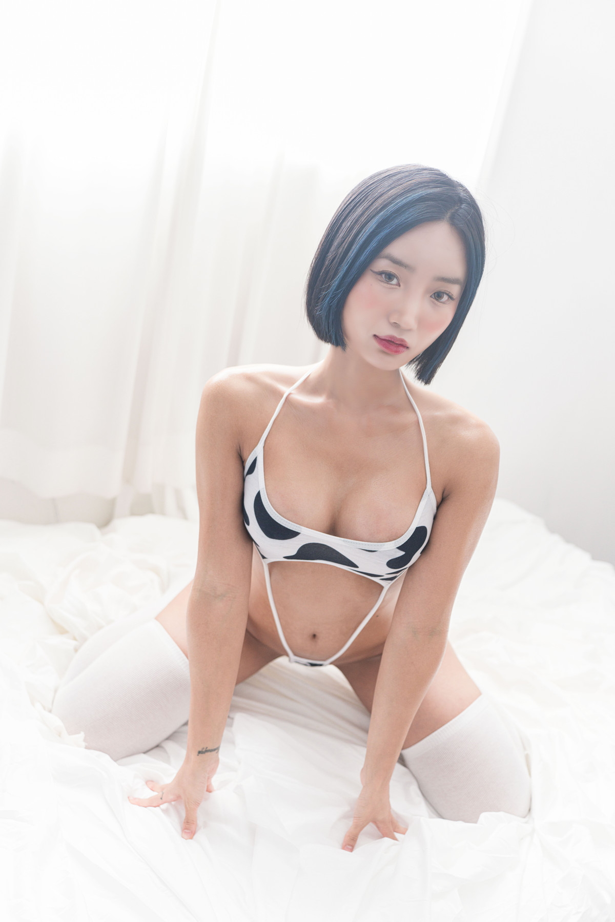 Booty Queen, [Deepblue] Vol.01 Photobook Set.02の写真 28