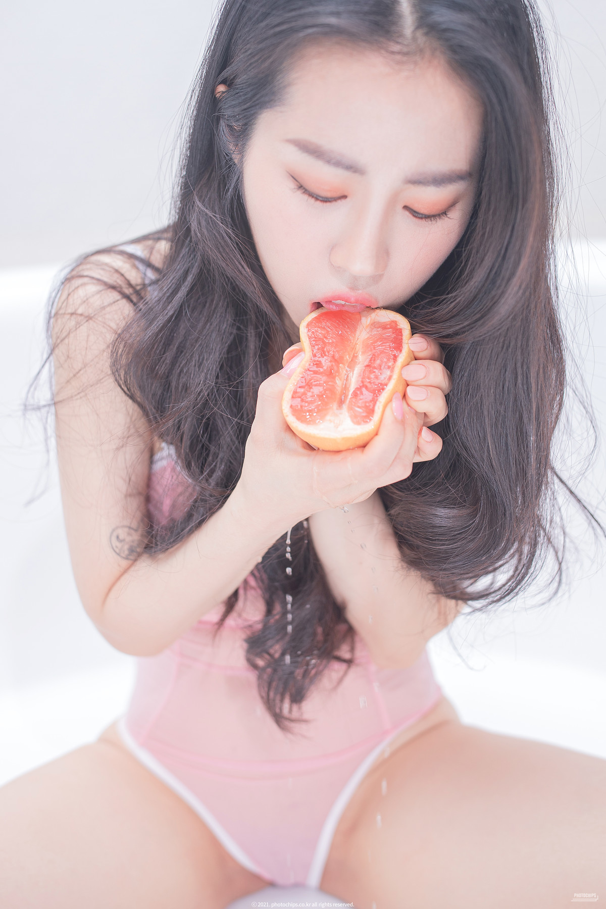 Dami 퀸다미, [Photochips] Vol.96 Photobook Set.02の写真 10